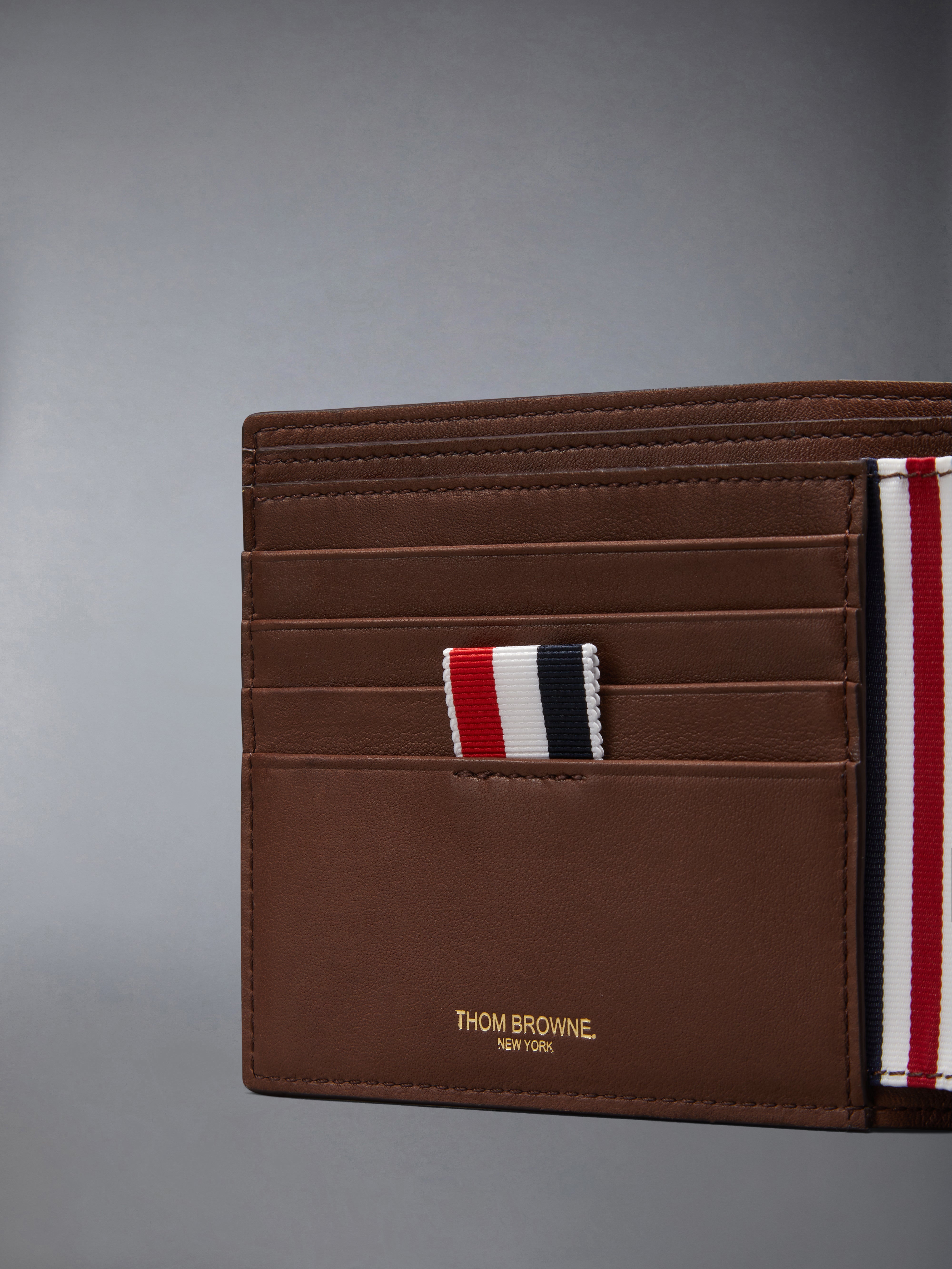 折りたたみ財布 THOM BROWNE Men Wallet Leather MAW023AL0117 205 Soft Calf Bilfold | Thom Browne