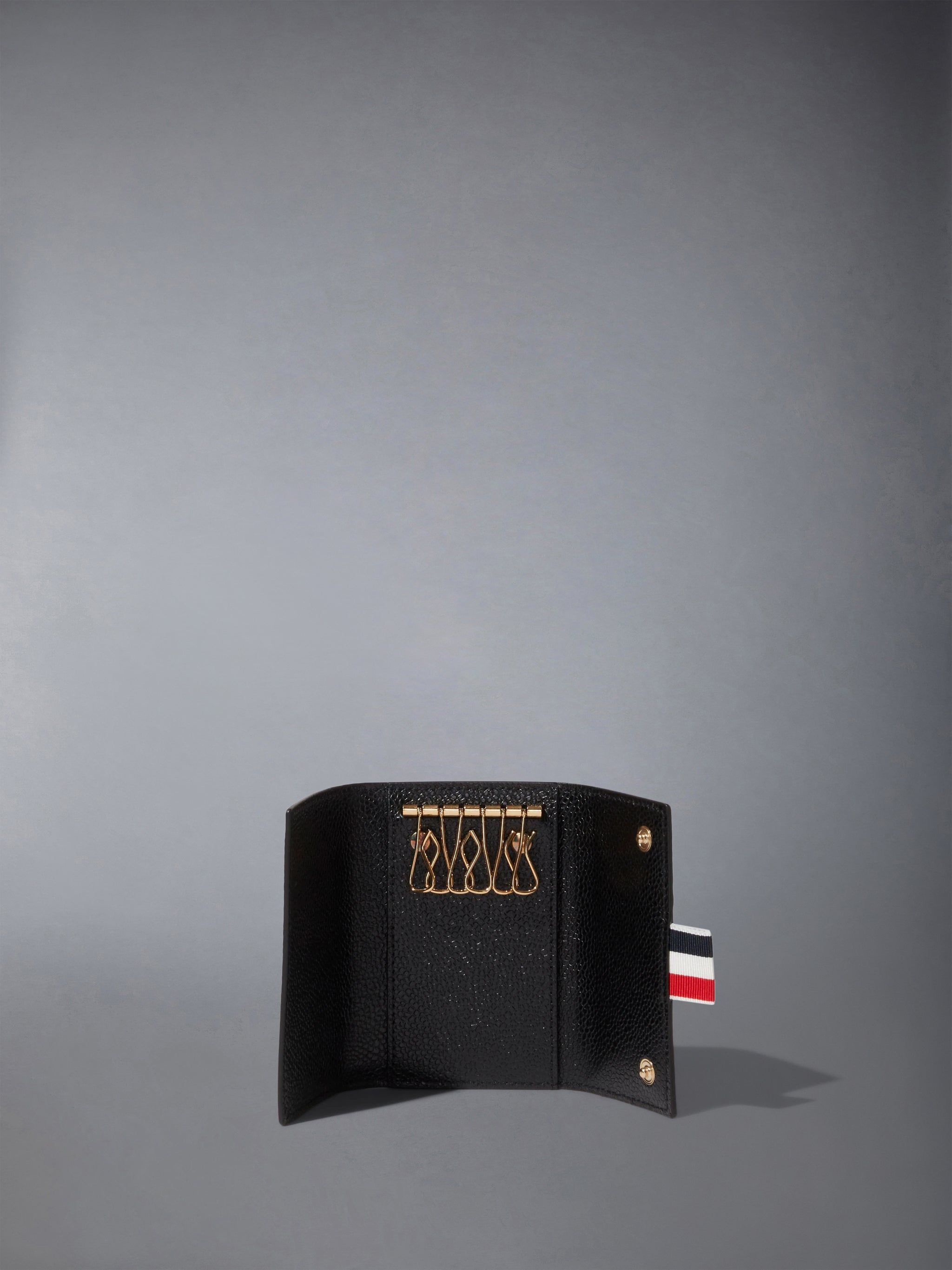 THOM BROWNE ペブルレザーキーケース　黒 Pebble Grain Key Holder | Thom Browne