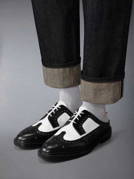 BOX CALF RUBBER SOLE LONGWING BROGUE MULE BLK/WHT