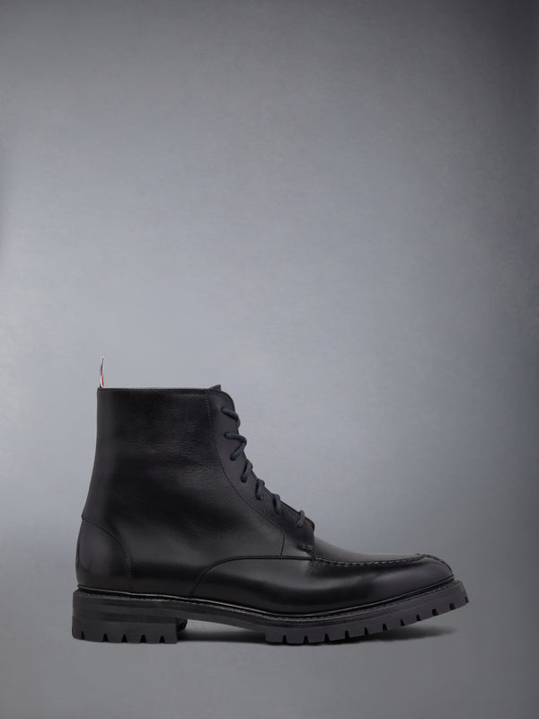 CLASSIC CALF COMMANDO SOLE APRON STITCH BOOTS - featured image