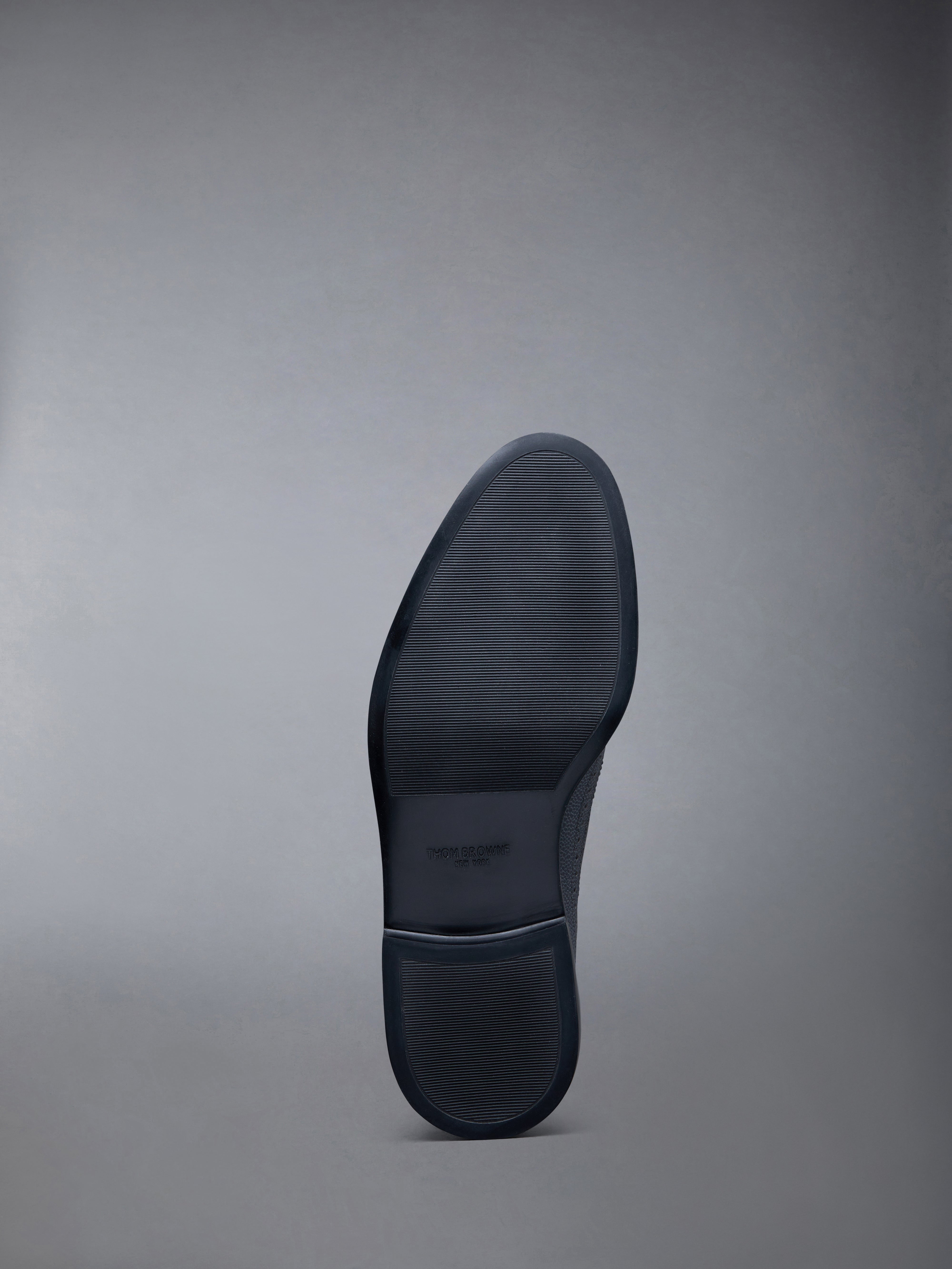Pebble Grain Leather Longwing Brogue | Thom Browne