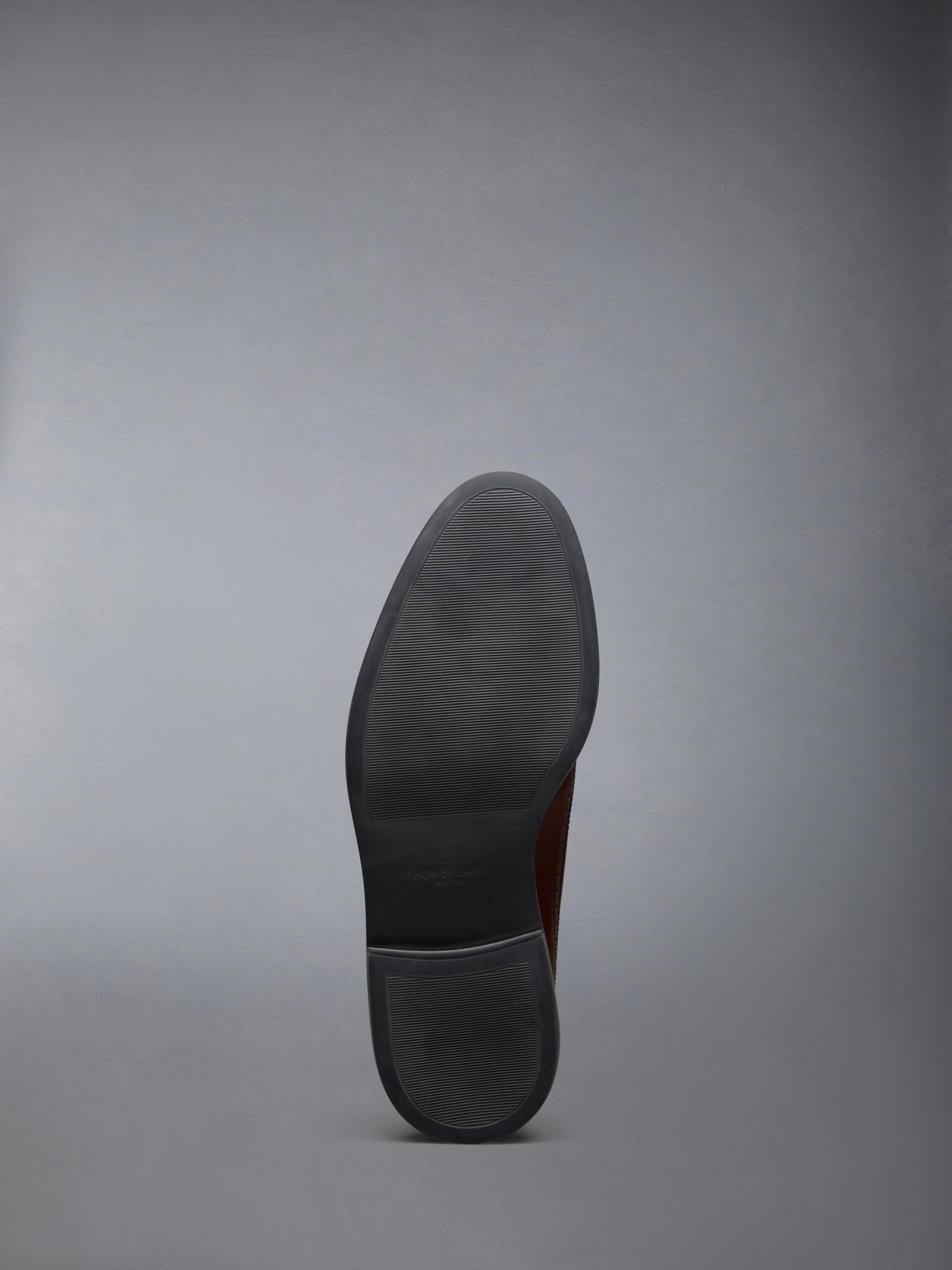 ラバーソール クラシック ロングウィング ブローグ | Thom Browne