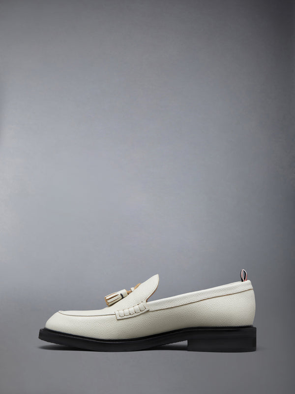 PEBBLE GRAIN RWB RUBBER SOLE TASSEL LOAFER - image 2