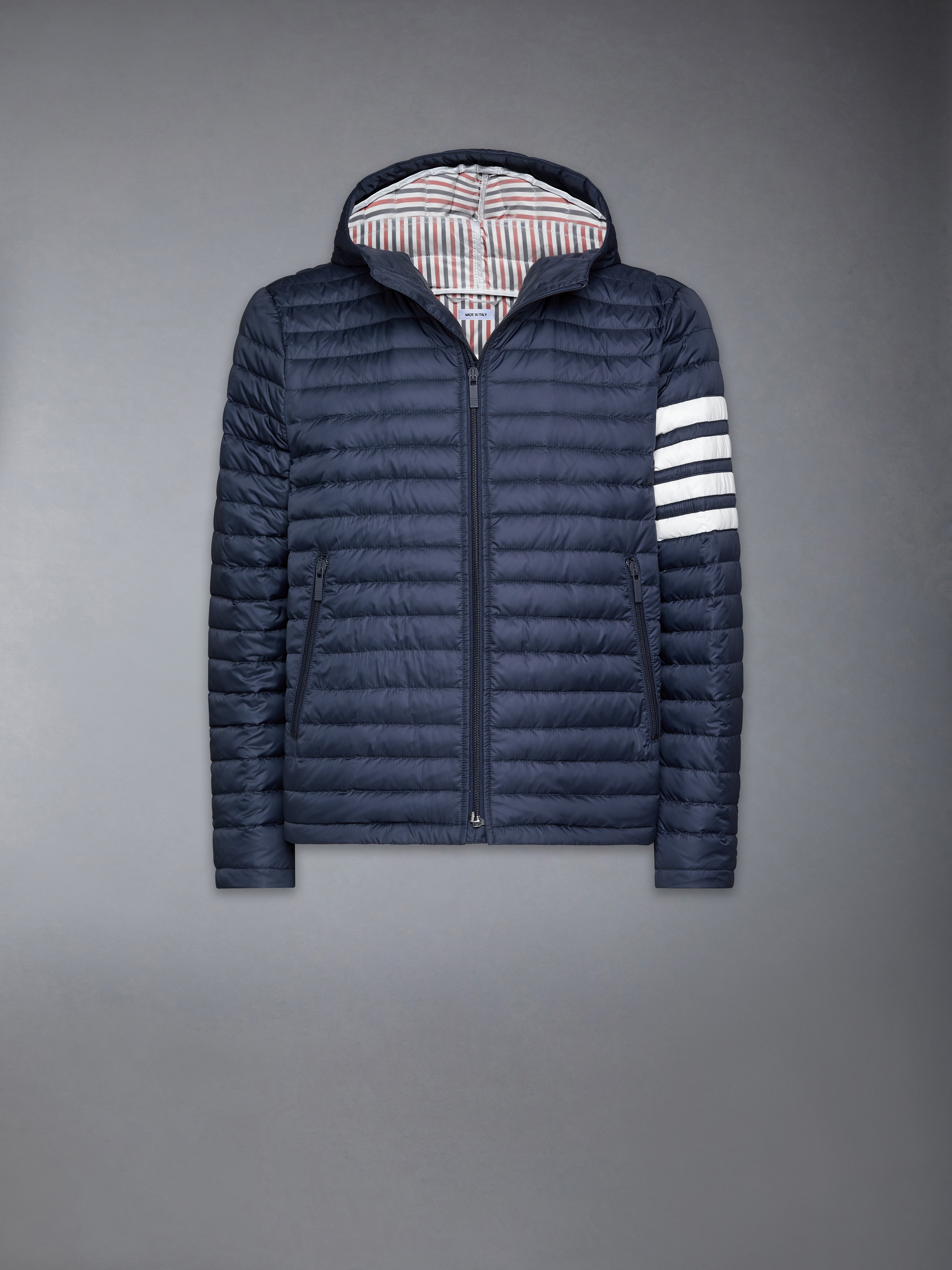 Thom Browne 4BARムートンジャケット
4BAR ムートンジャケット 楽天市場】トムブラウン THOM BROWNE. 3つボタン ジャケット