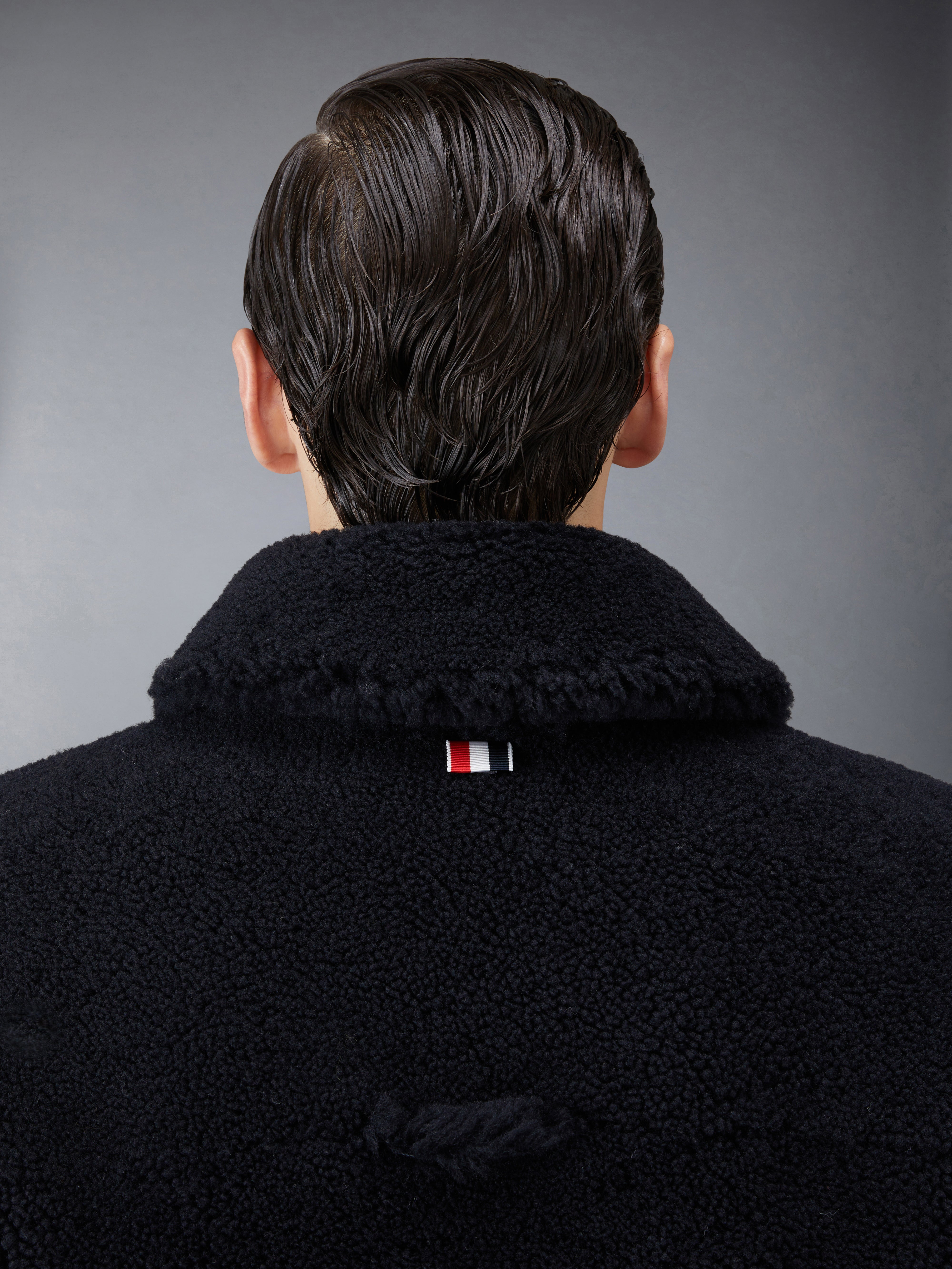 【トムブラウン】 Jackets - Oversized Jackets ジャケット Shearling 4 Bar Oversized Shirt Jacket | Thom Browne