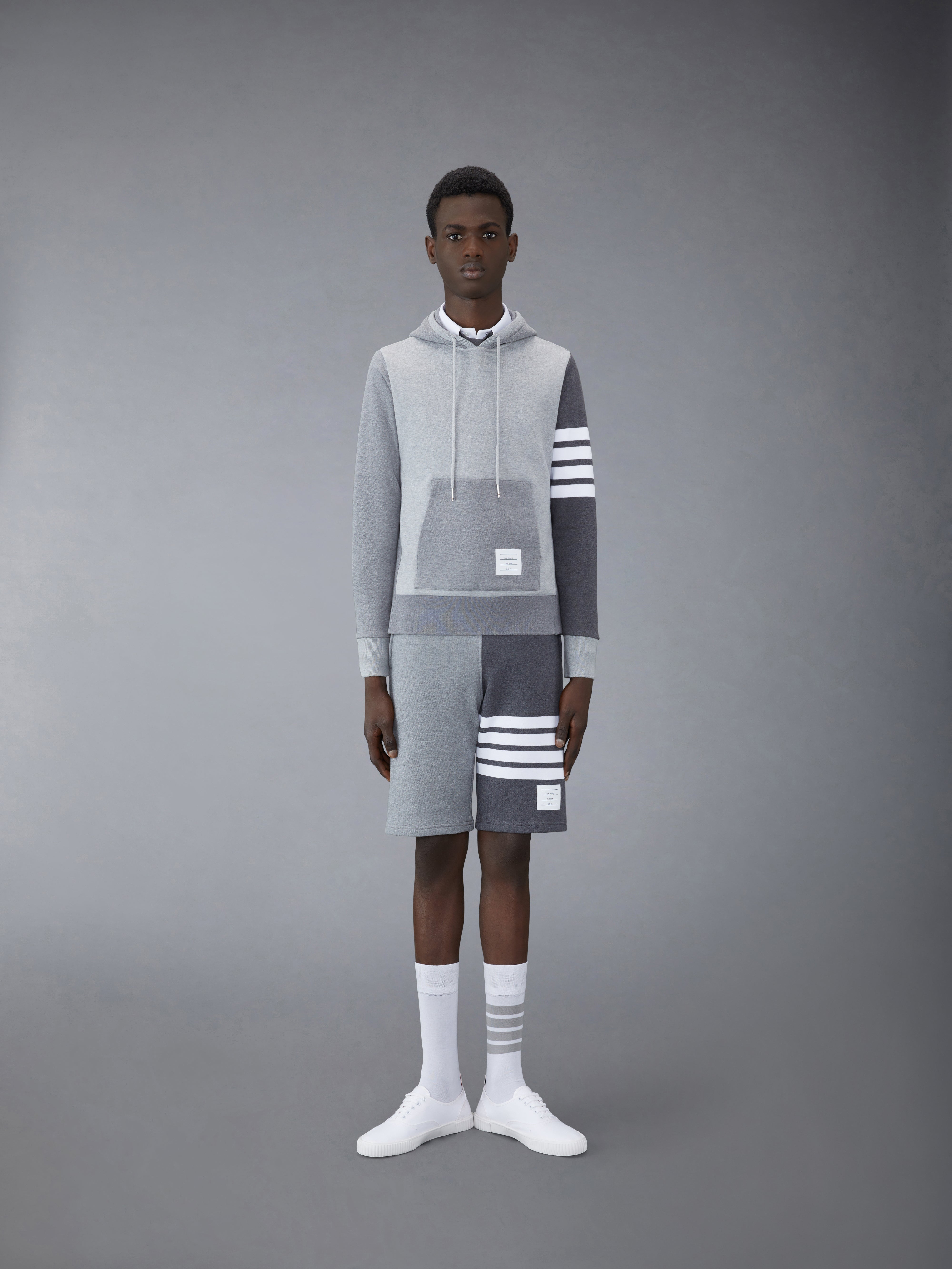 未使用品THOM BROWNE ループバックスウェットショーツ クラシック ループバック 4BAR スウェットパンツ | Thom Browne