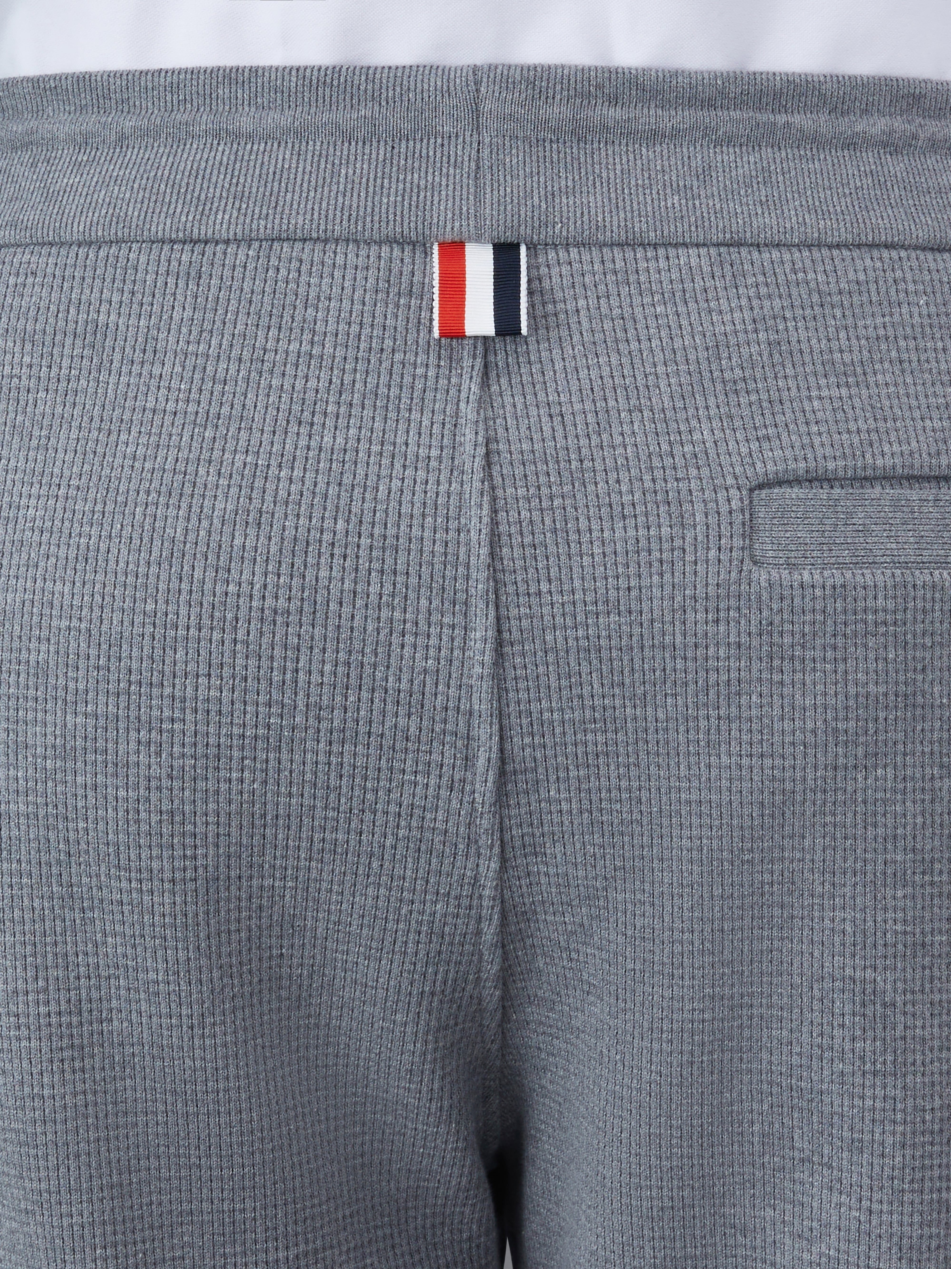 THOM BROWNE ロゴ ストライプ ワッフルニット スウェットパンツ THOM BROWNE ロゴ ストライプ ワッフルニット スウェットパンツ