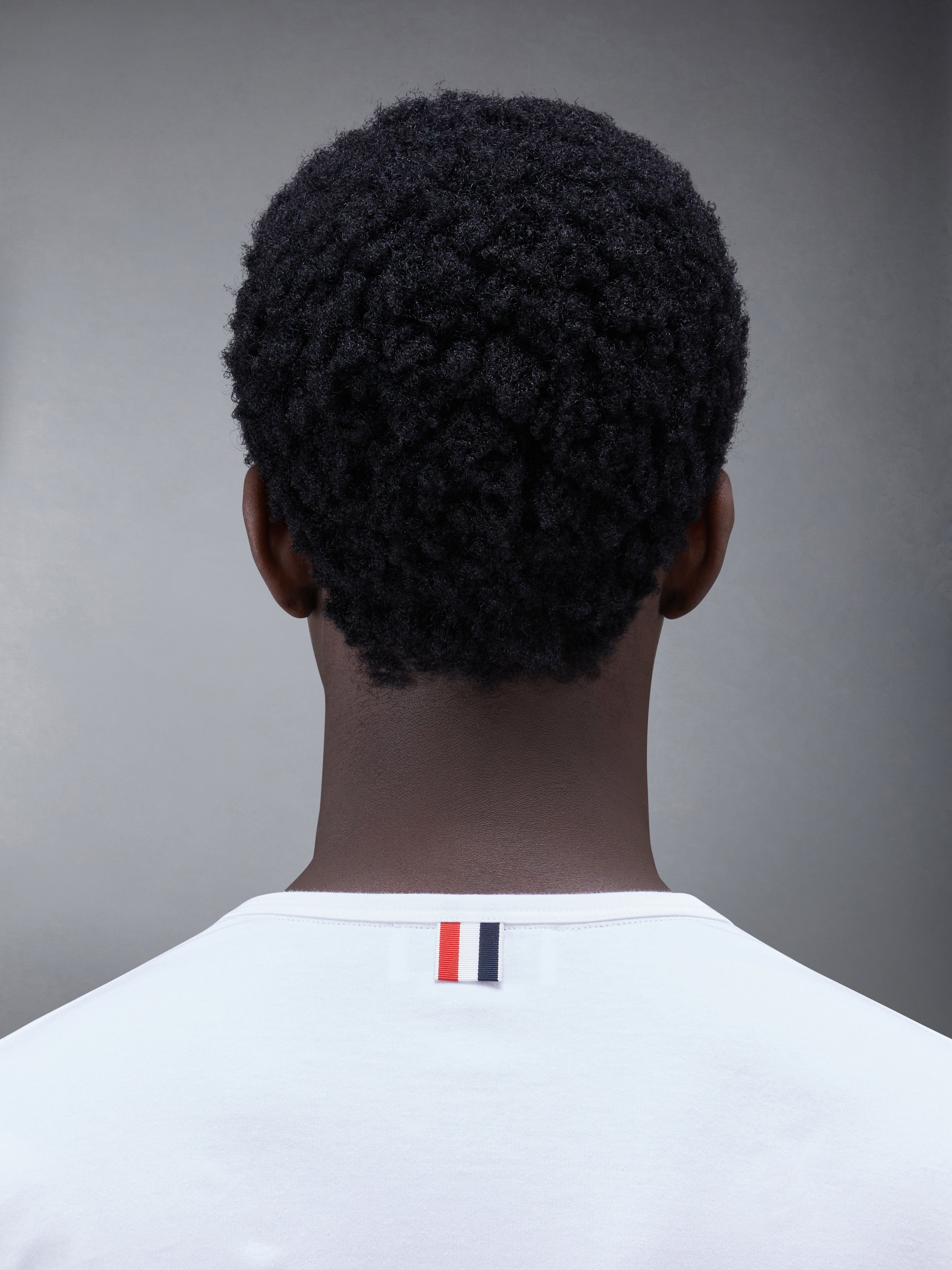 THOM BROWNE 正規品関税込みメンズ半袖TシャツMJS010A 01454 100 Jersey Pocket Tee | Thom Browne