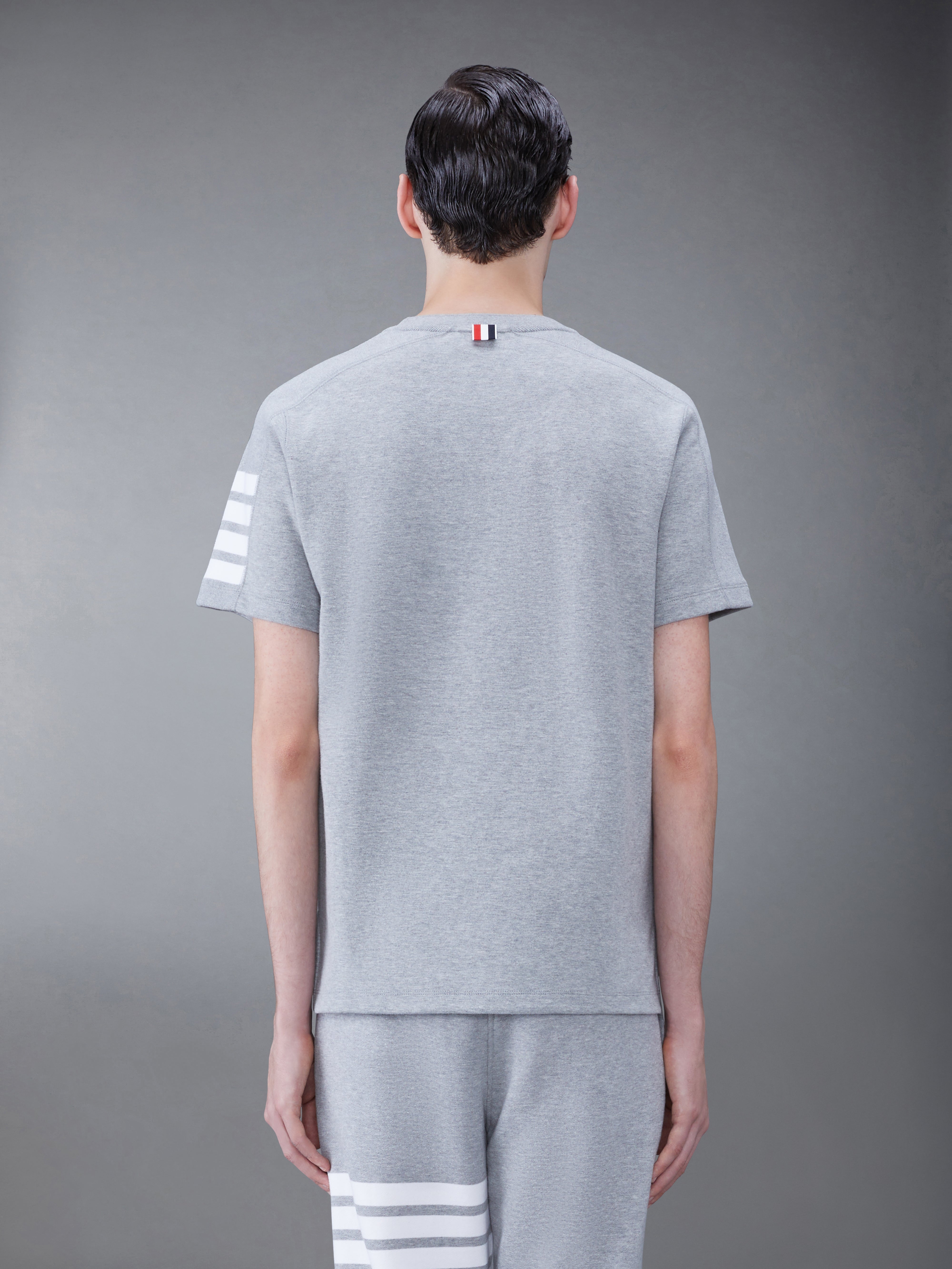 【THOM BROWNE-2023SS】 メンズ 半袖 Tシャツ - グレー THOM BROWNE - Men Short Sleeve T-shirt – Atelier New York