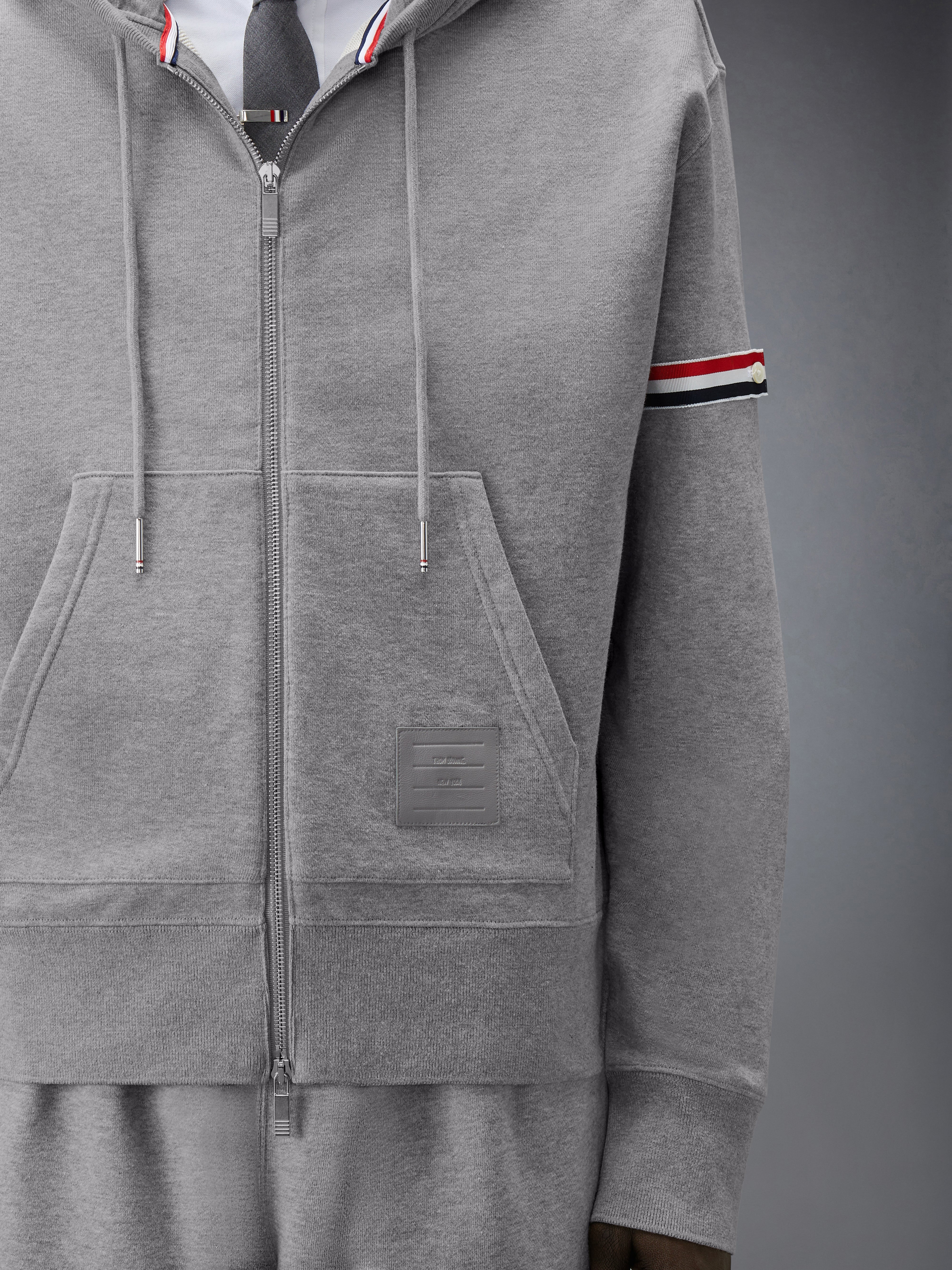 THOM BROWNE ZIP HOODIE ライトグレー ジップアップパーカー THOM BROWNE（トム ブラウン） パーカー フーディー 4-バー ジップ