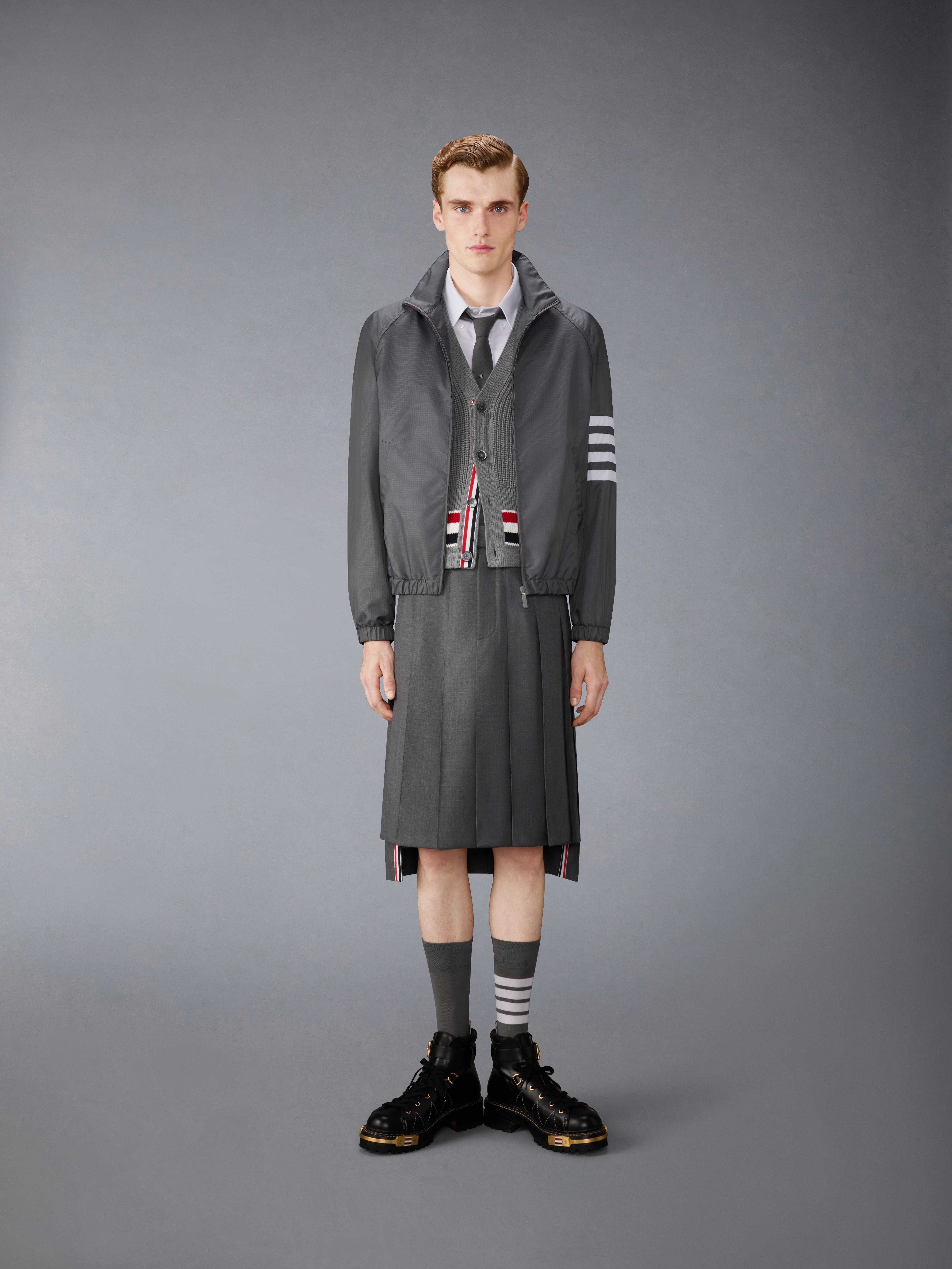メンズ | Page 67 | Thom Browne