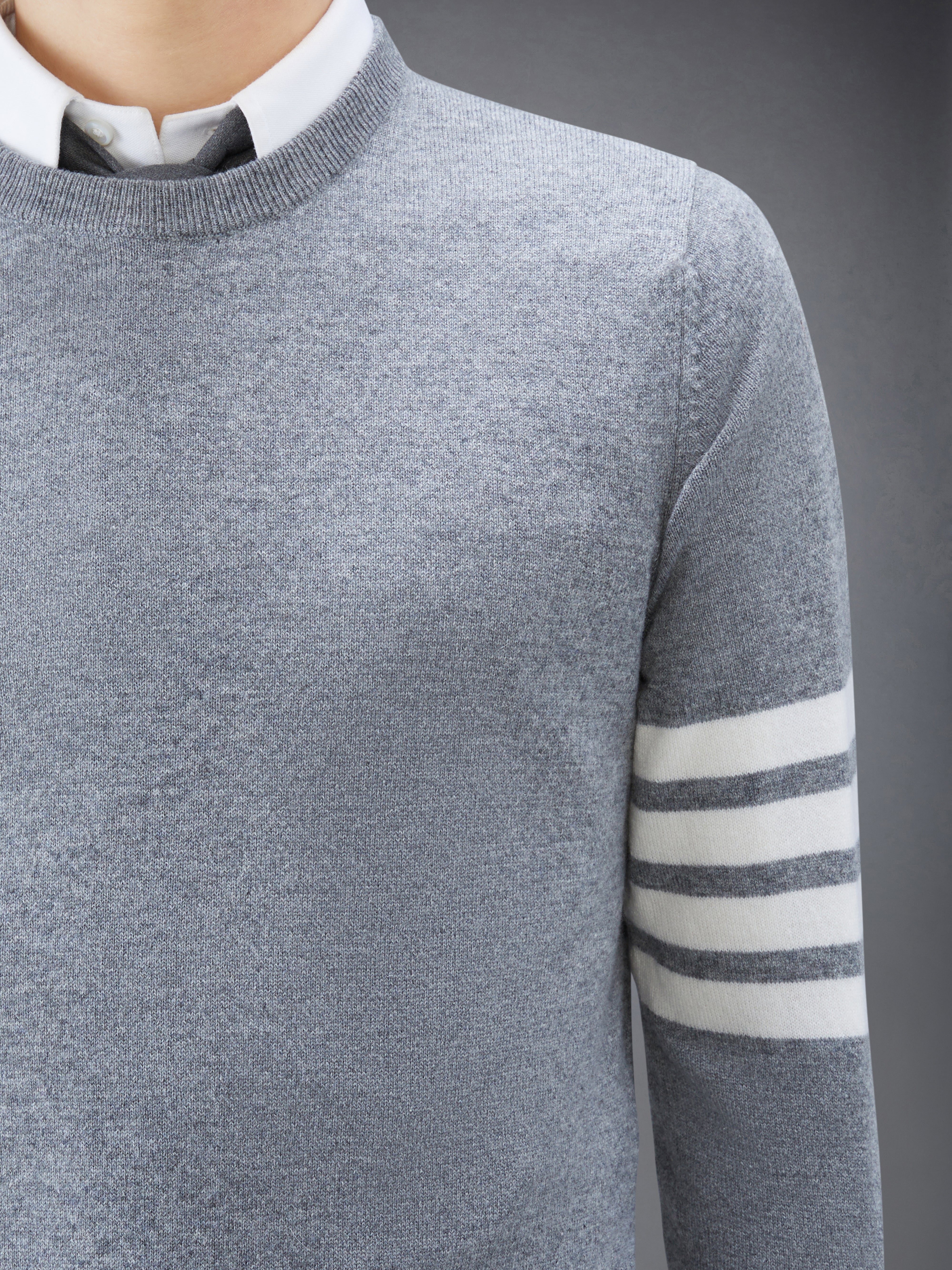 クラシック カシミヤ 4BAR プルオーバー | Thom Browne