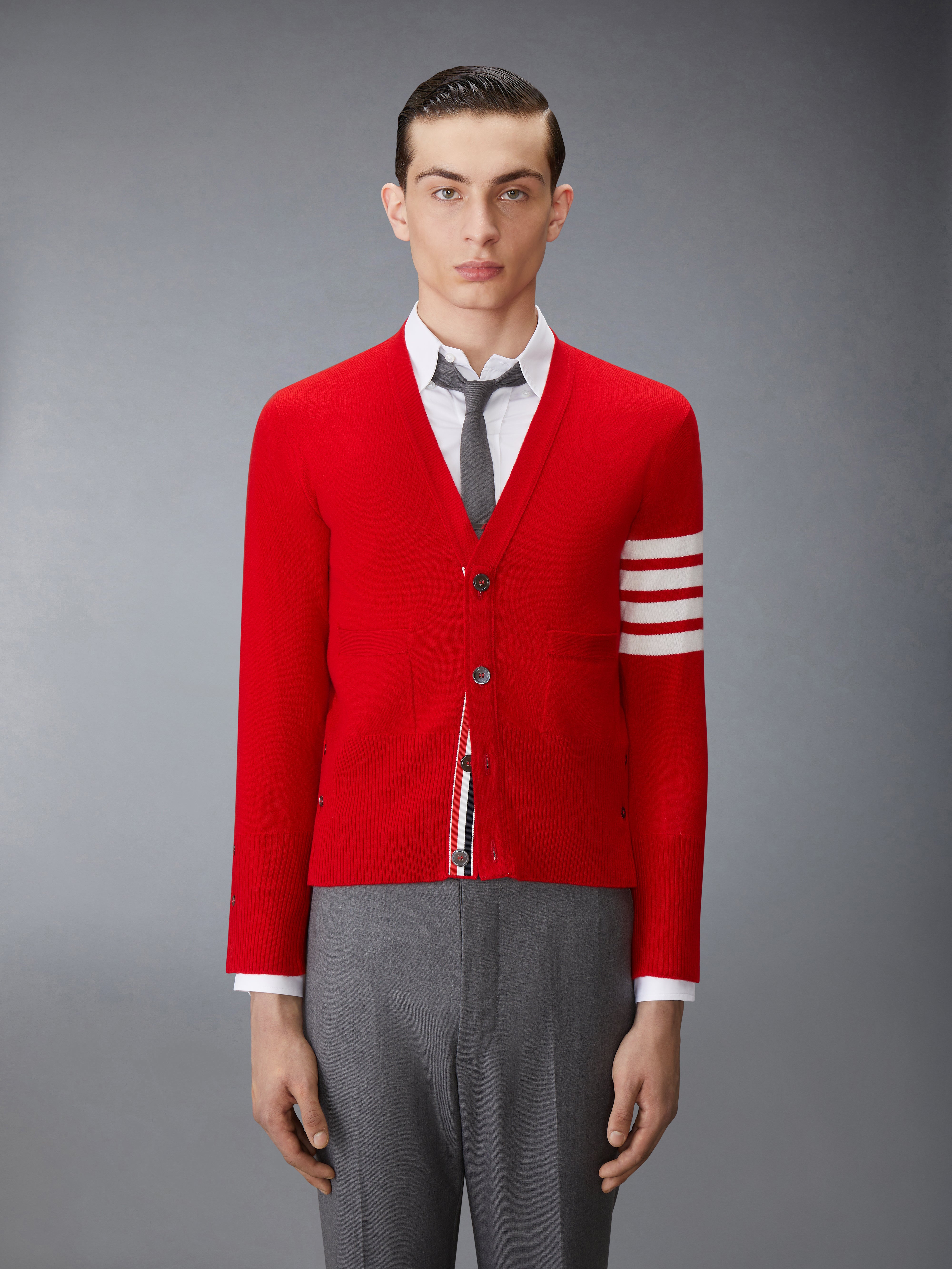 THOM BROWNE Vネックカーディガン カシミア クラシック カシミヤ 4-BAR Vネック カーディガン | Thom Browne