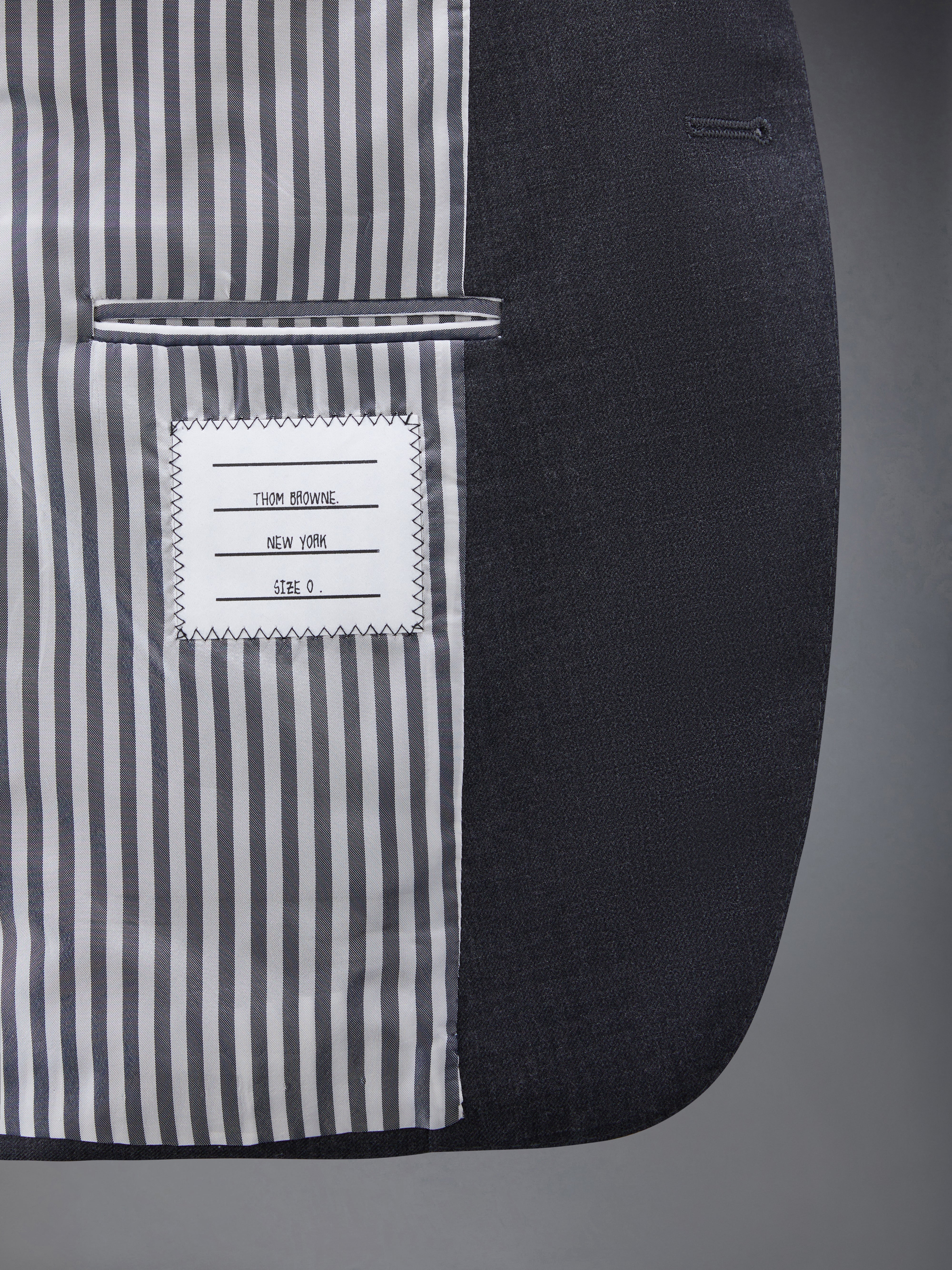 クラシック ツイル スーツ & タイ | Thom Browne