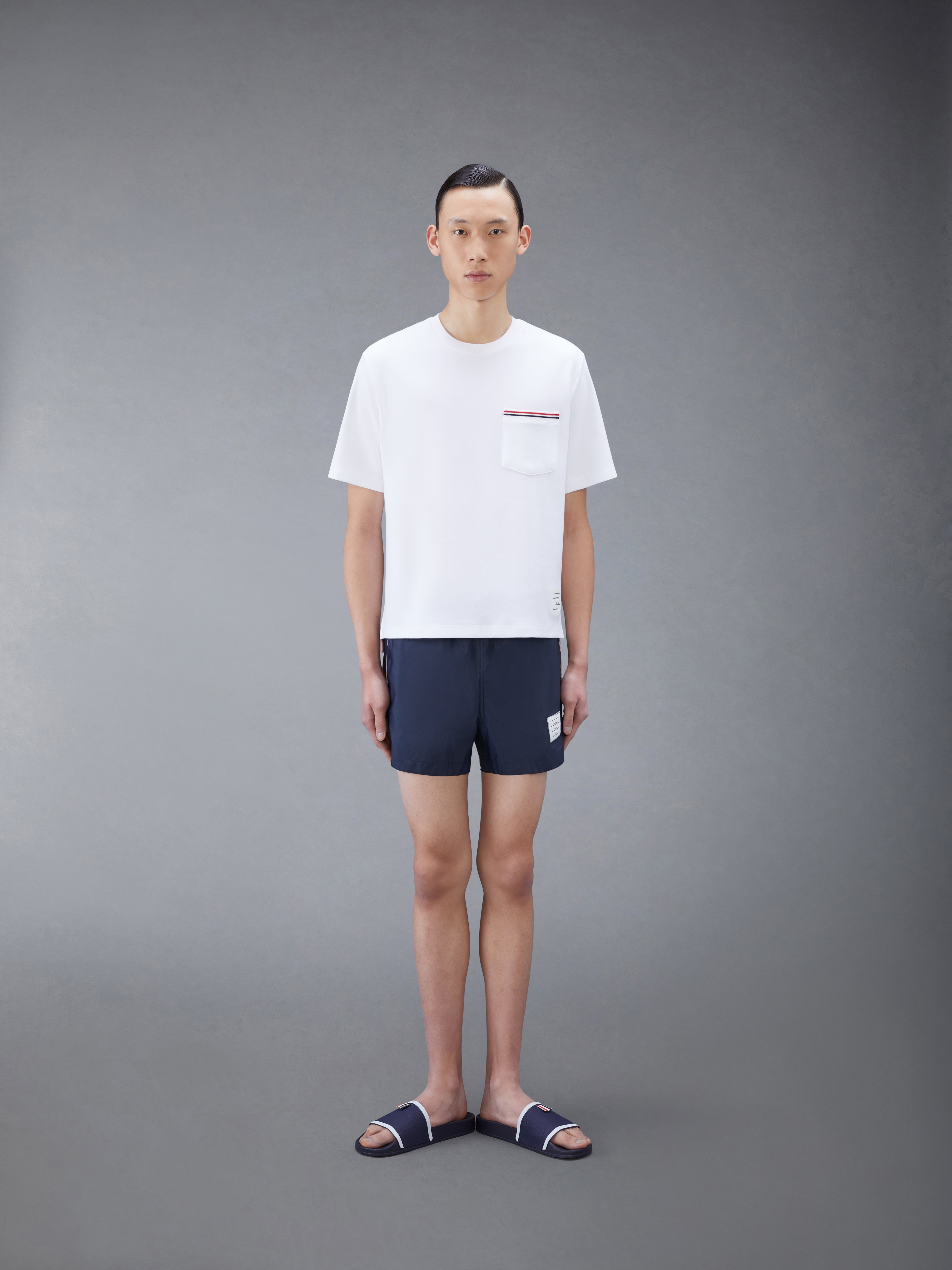 Thom Browne ストライプショートパンツ スイムテック ストライプ ショートパンツ | Thom Browne