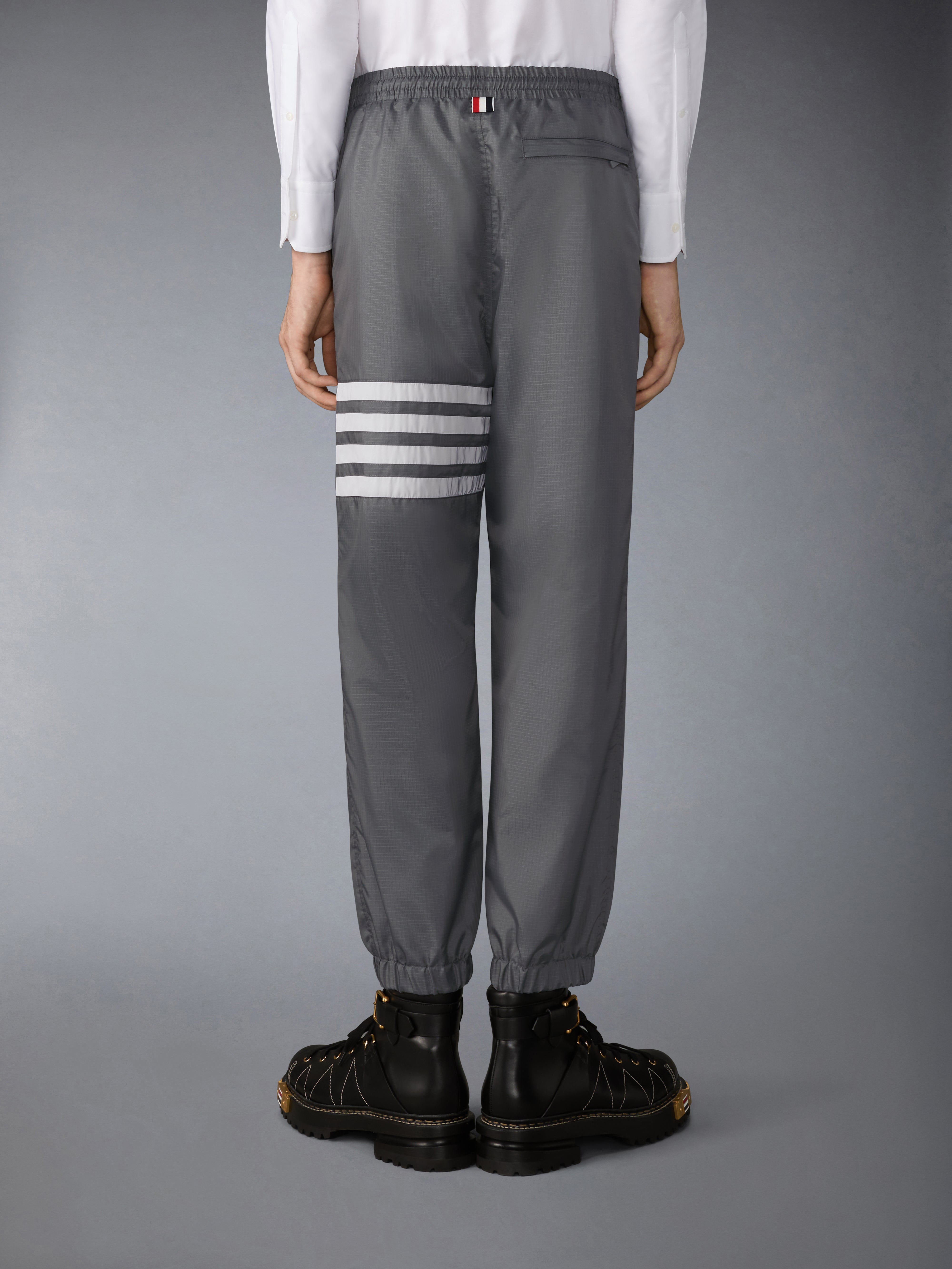 シャイニー リップ ストップ 4-BAR トラックパンツ | Thom Browne