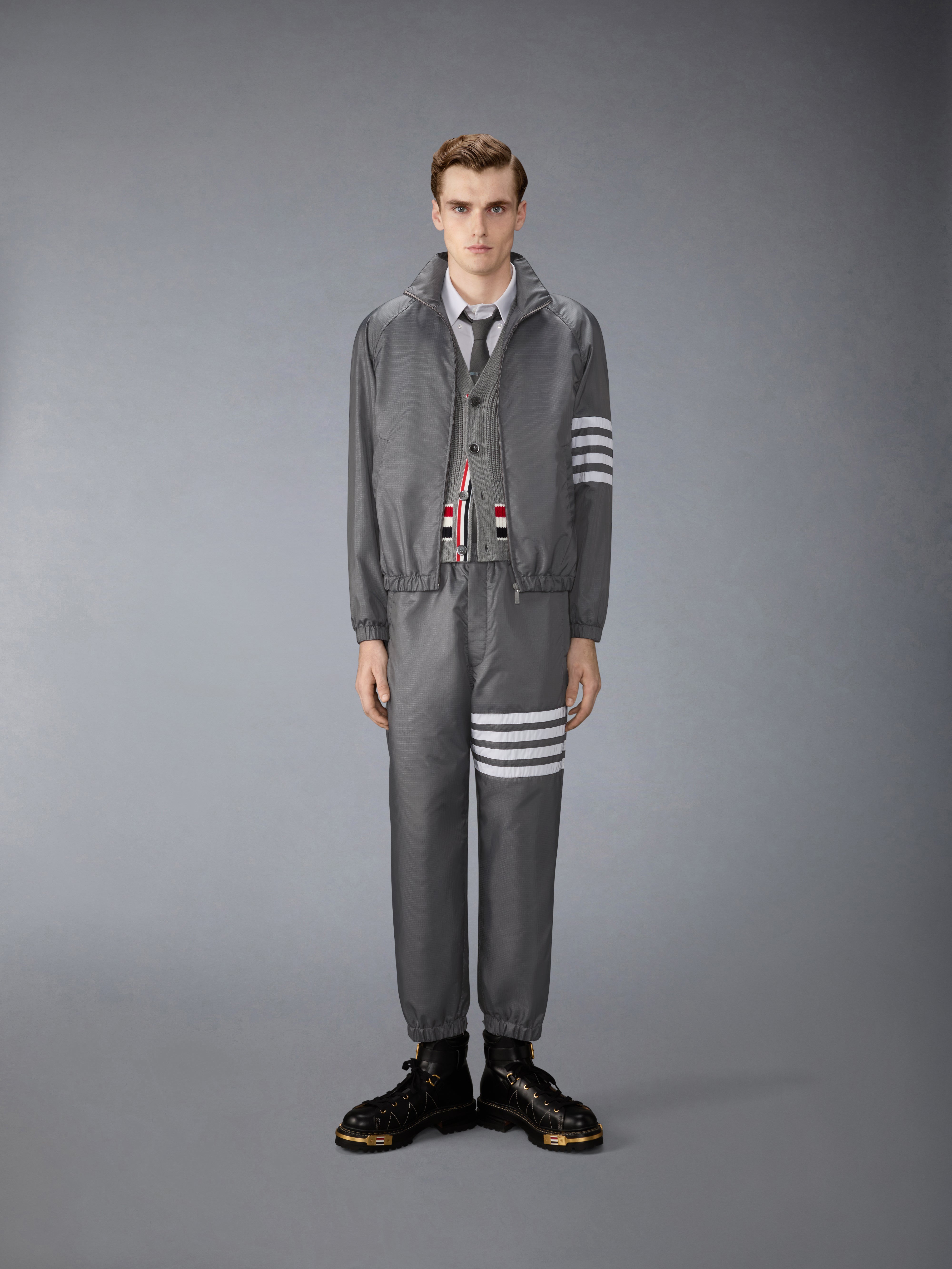 メンズ スウェット | Page 3 | Thom Browne
