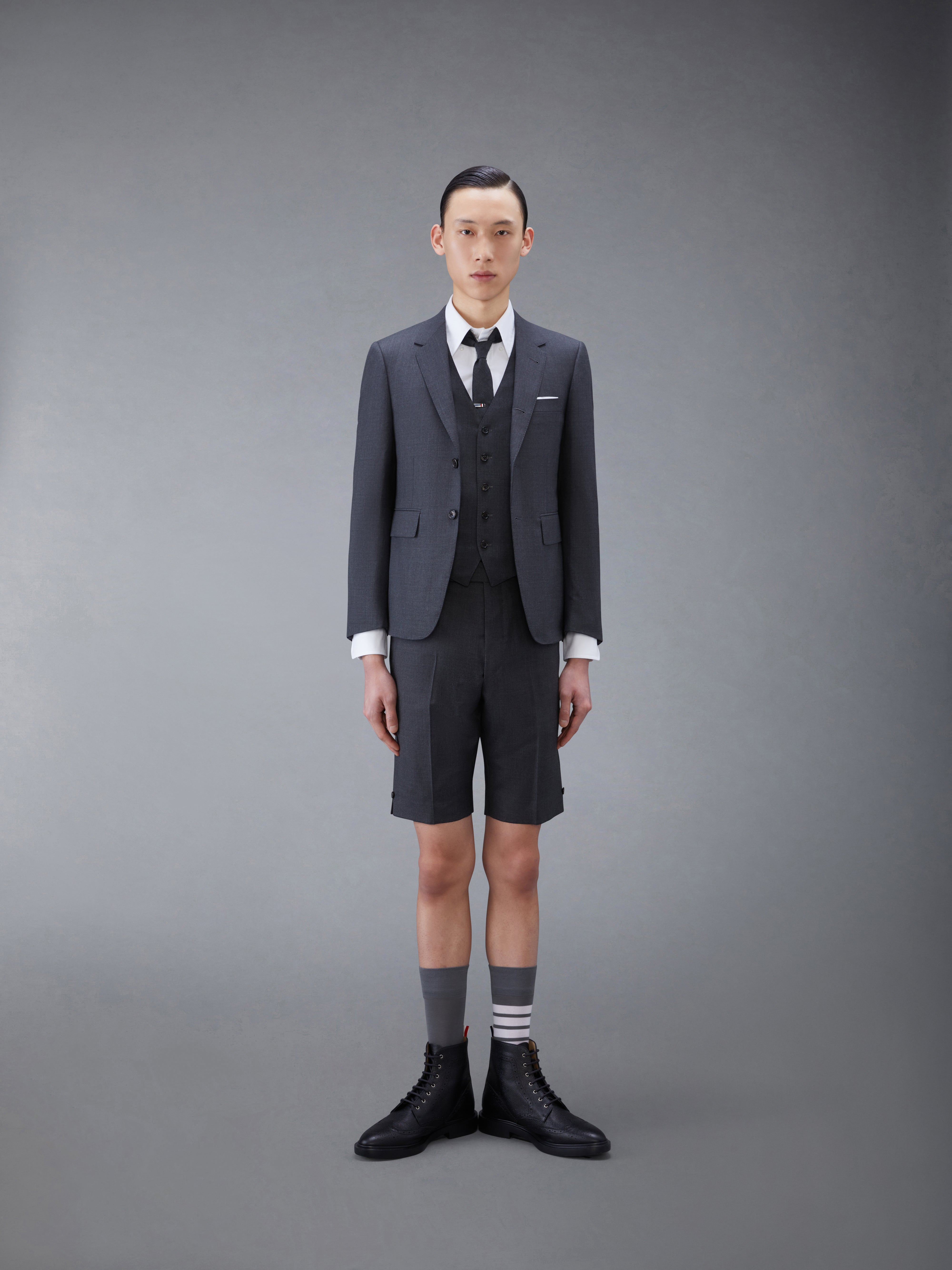 ツイル 5ボタン ベスト | Thom Browne