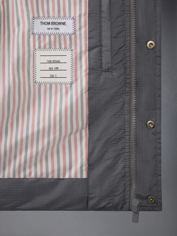 SHINY RIPSTOP LIGHTWEIGHT DOWN FILLED 4-BAR VEST - image 3