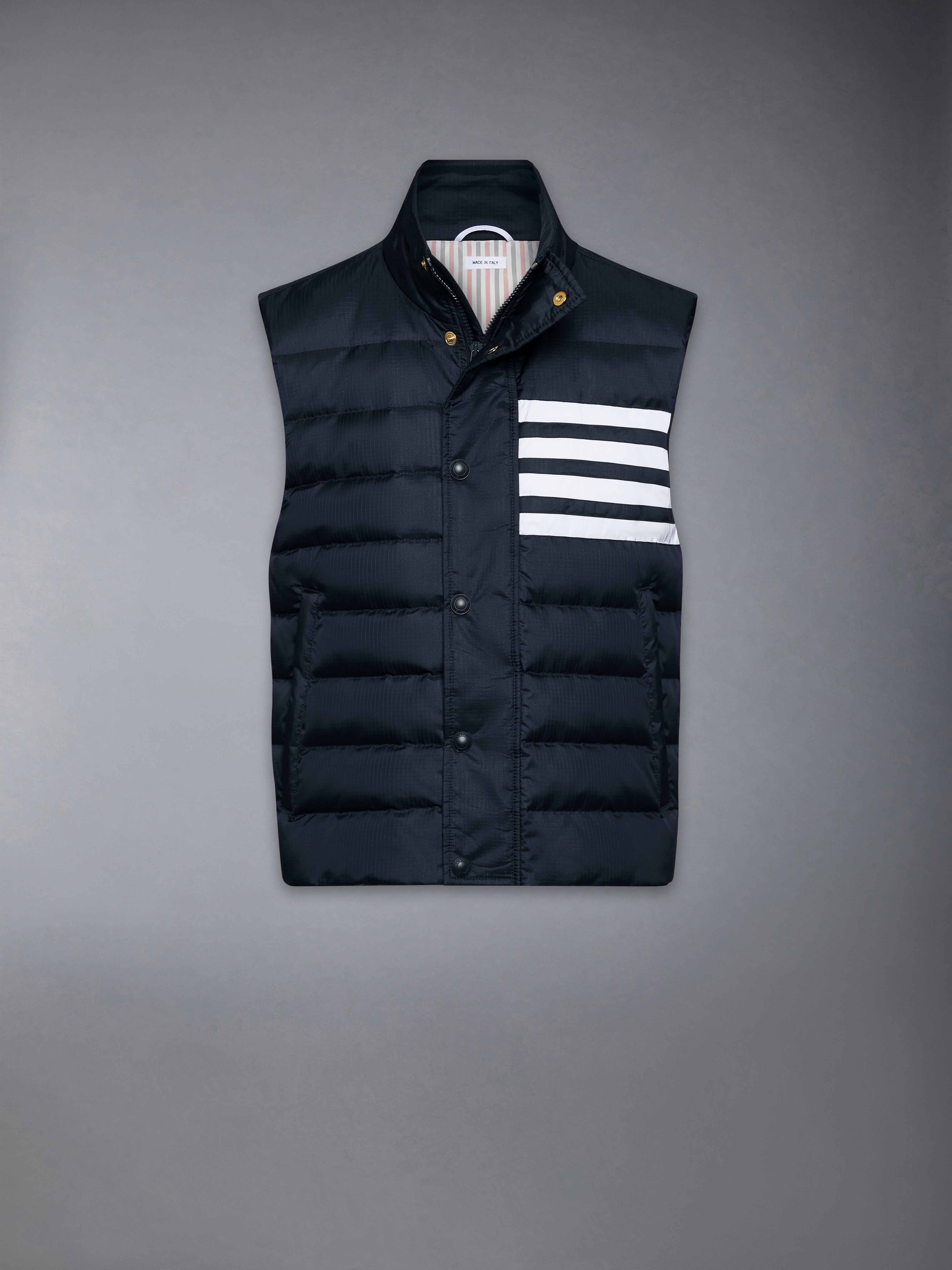 THOM BROWNE. NEW YORK ダウンベスト 紺 サイズ2（L相当） Shiny Ripstop Lightweight Down Filled 4-Bar Vest | Thom Browne