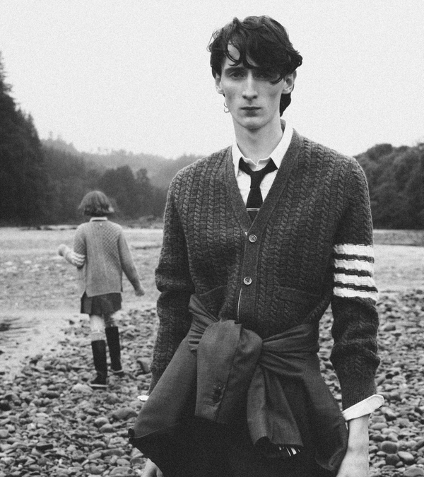 トム ブラウン 公式オンラインショップ | Thom Browne トム ブラウン 公式オンラインショップ | Thom Browne