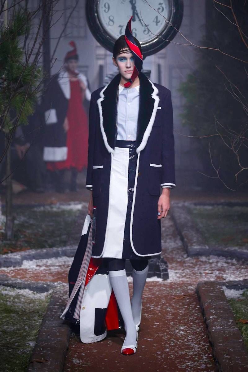 2016 가을 겨울 여성복 런웨이 - LOOK 10