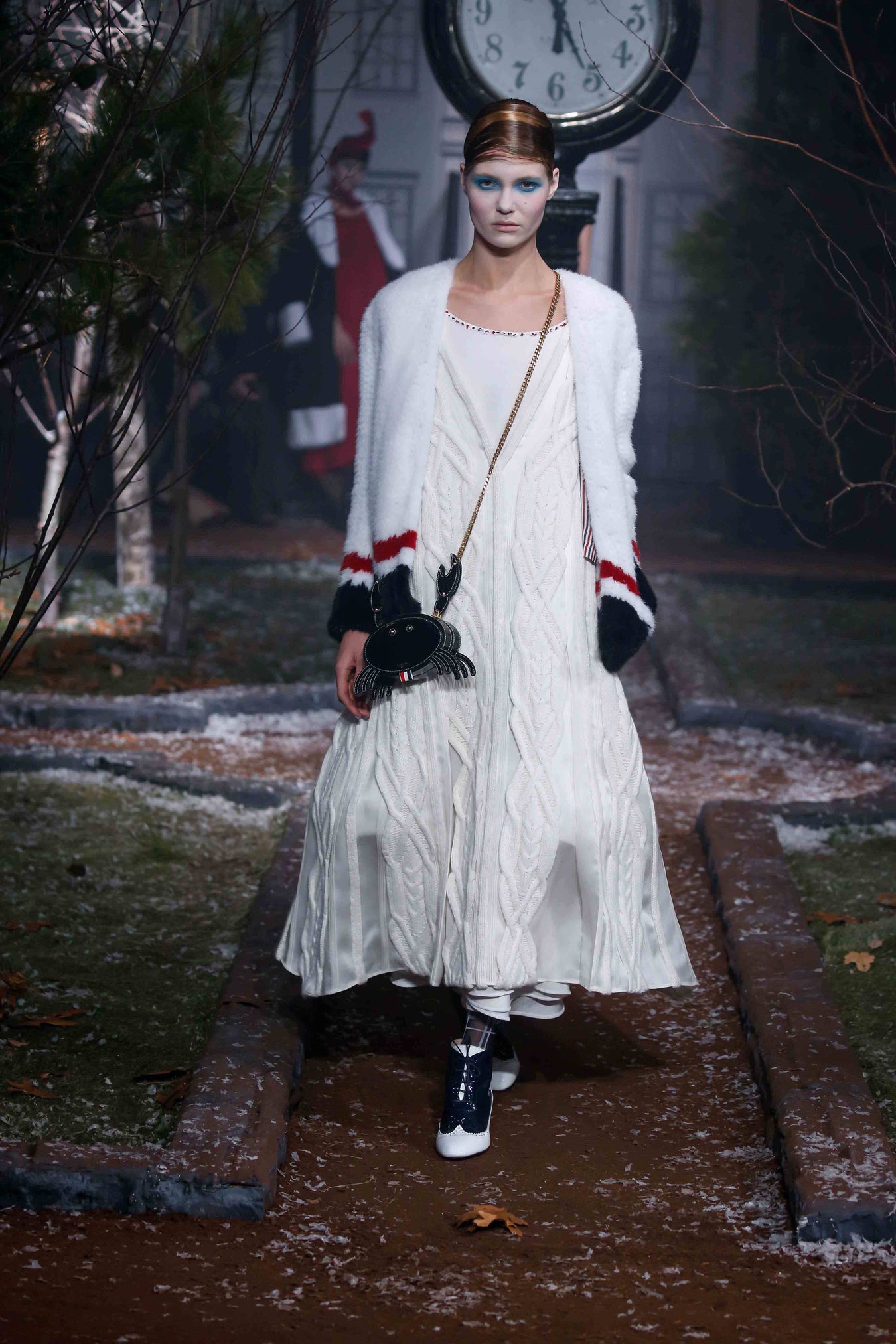 2016 가을 겨울 여성복 런웨이 - LOOK 37