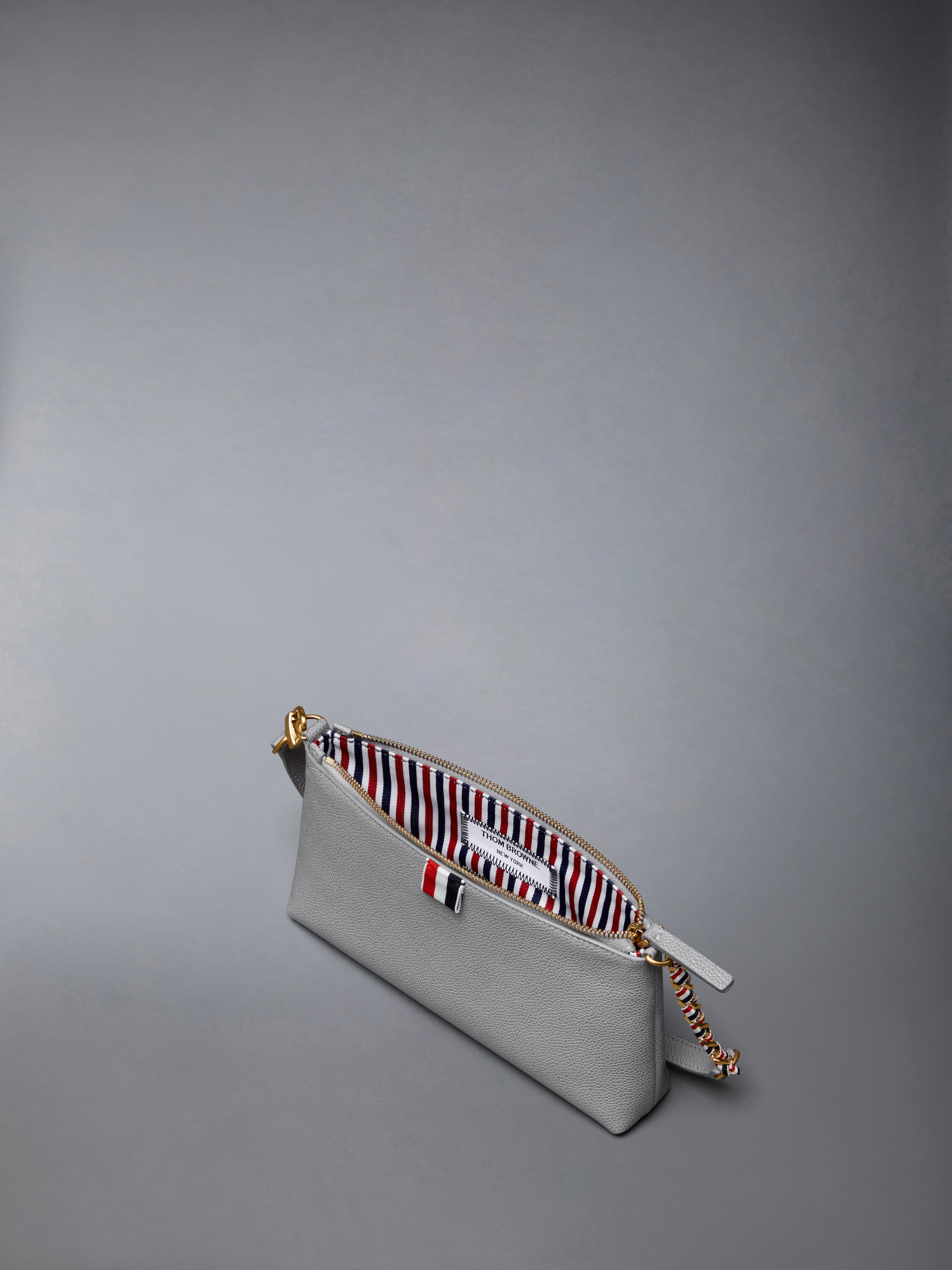 ペブルグレイン ジップド ミニバッグ | Thom Browne