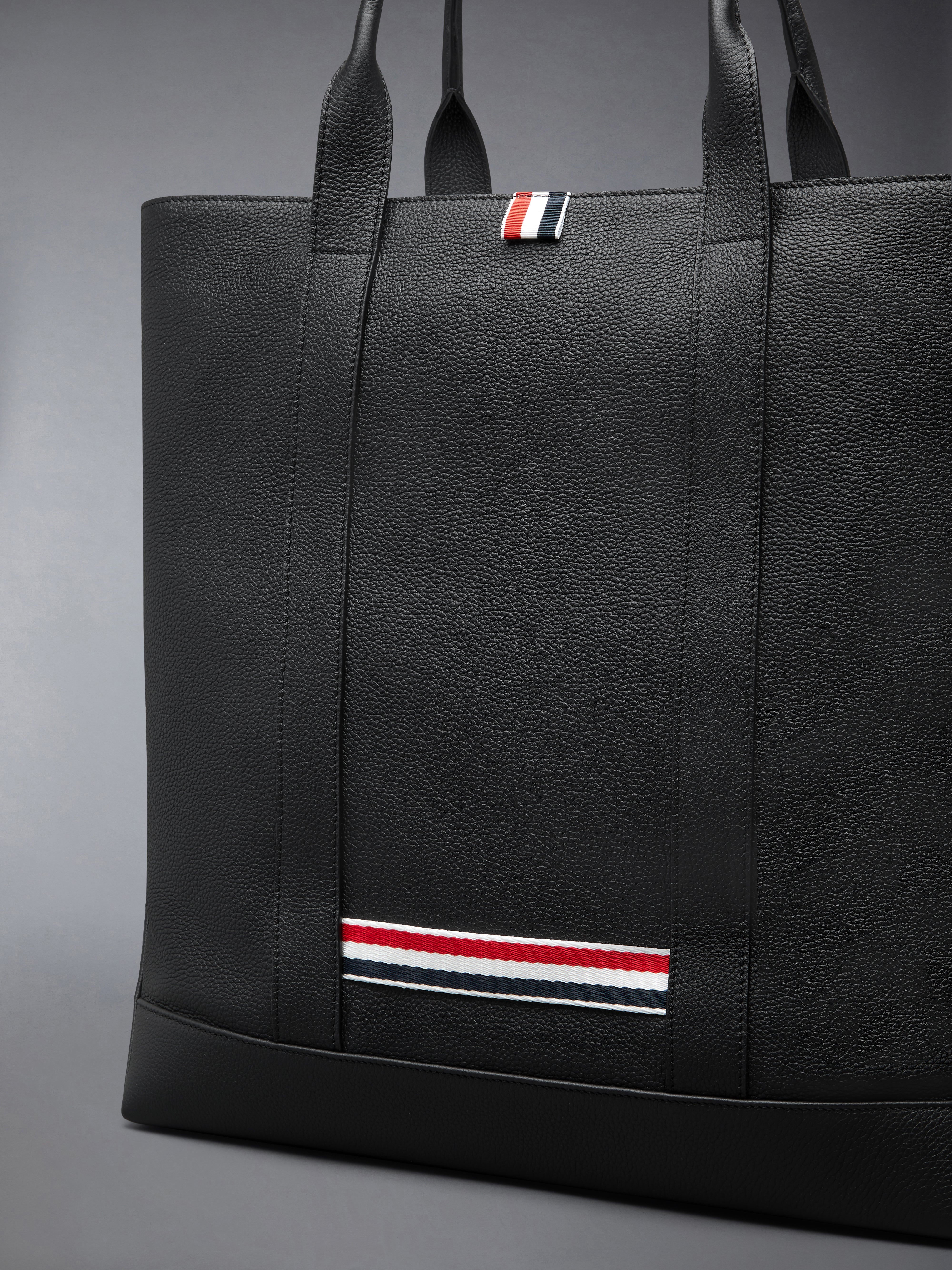 Vertical Tool Tote In Soft Pebble Grain Leather | Thom Browne
