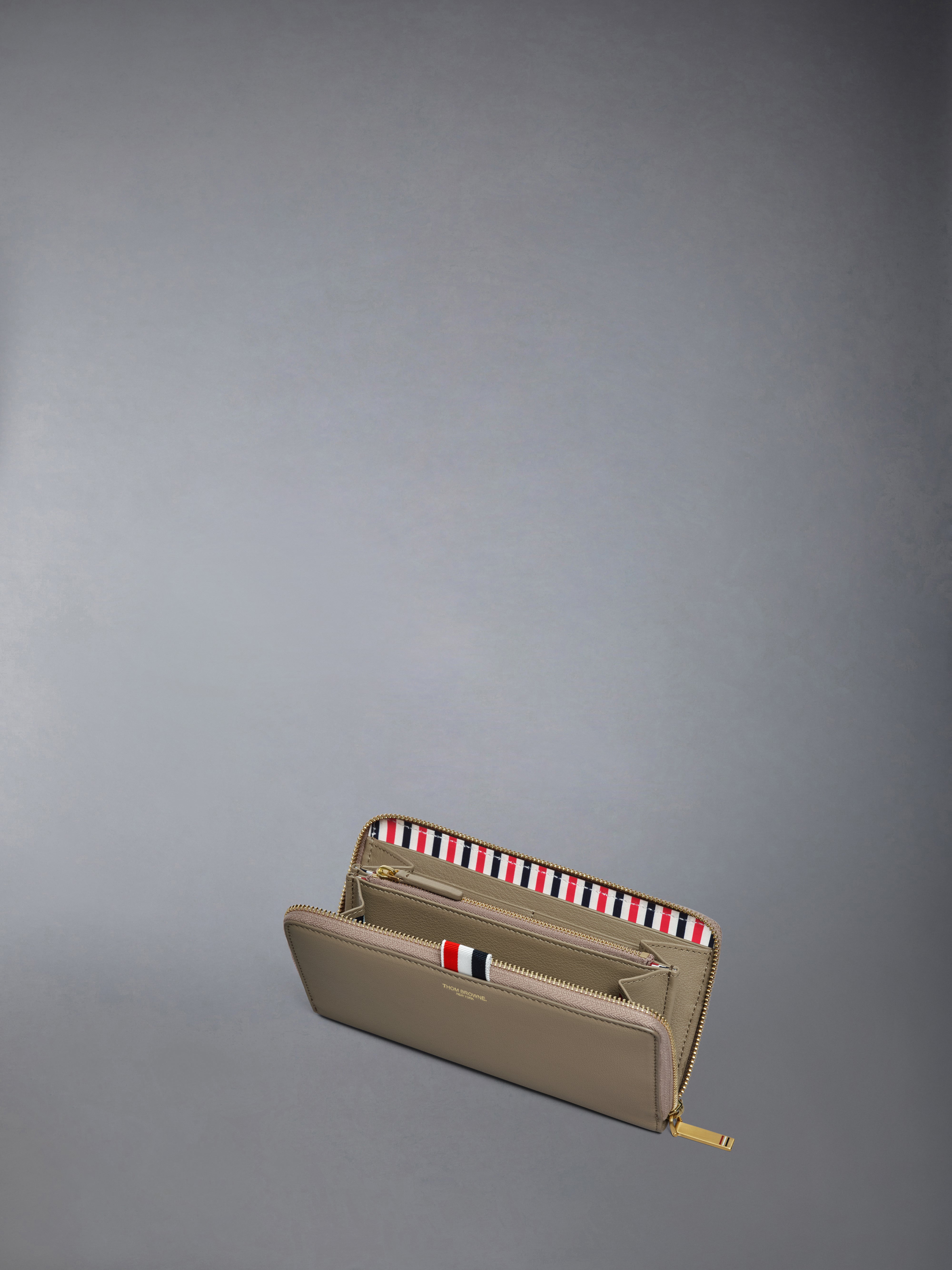 スムースカーフ スリム ロング ジップ ウォレット | Thom Browne スムースカーフ スリム ロング ジップ ウォレット | Thom Browne