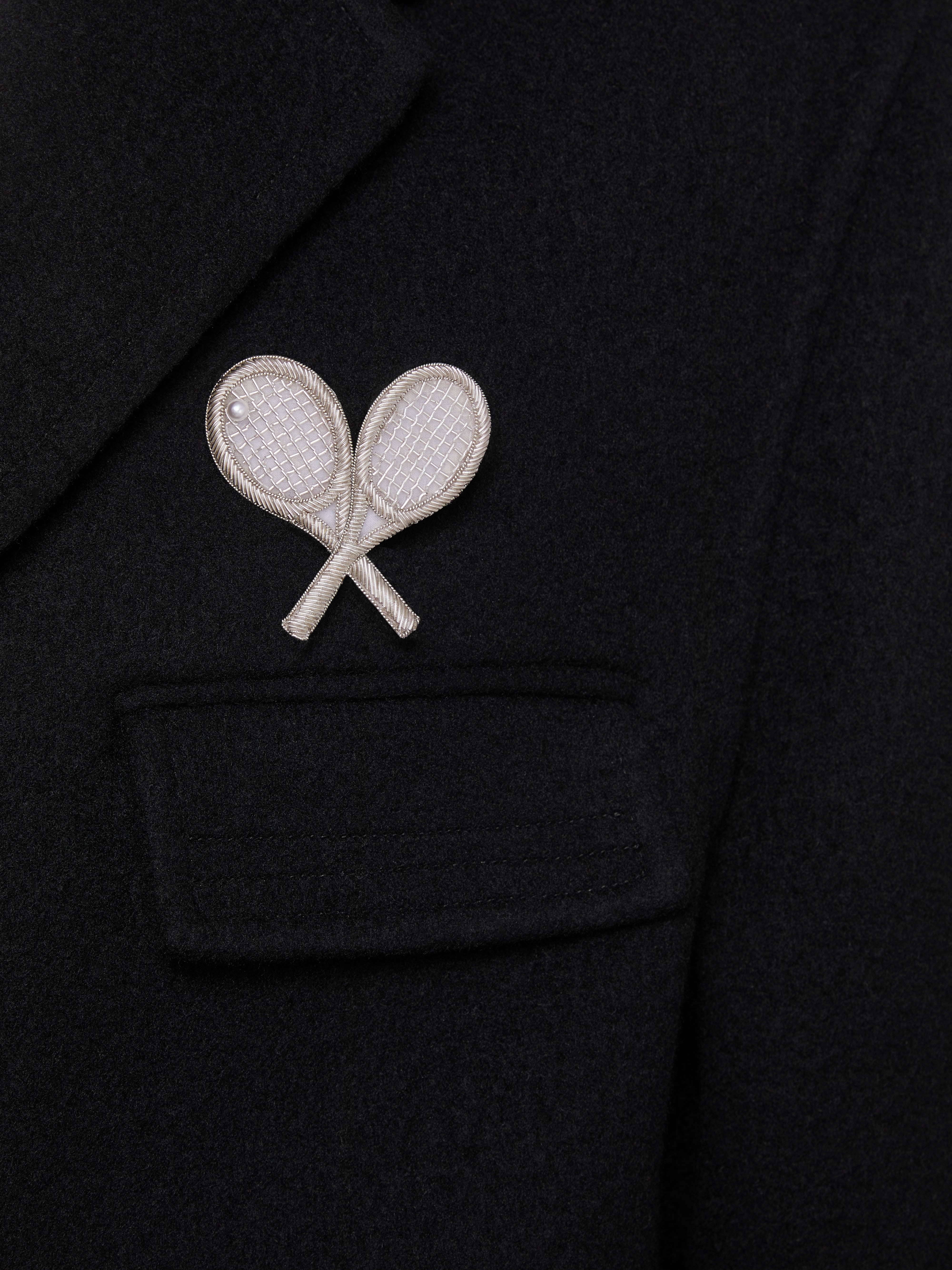 パール＆バリオン刺繍 テニスラケット ブローチ | Thom Browne
