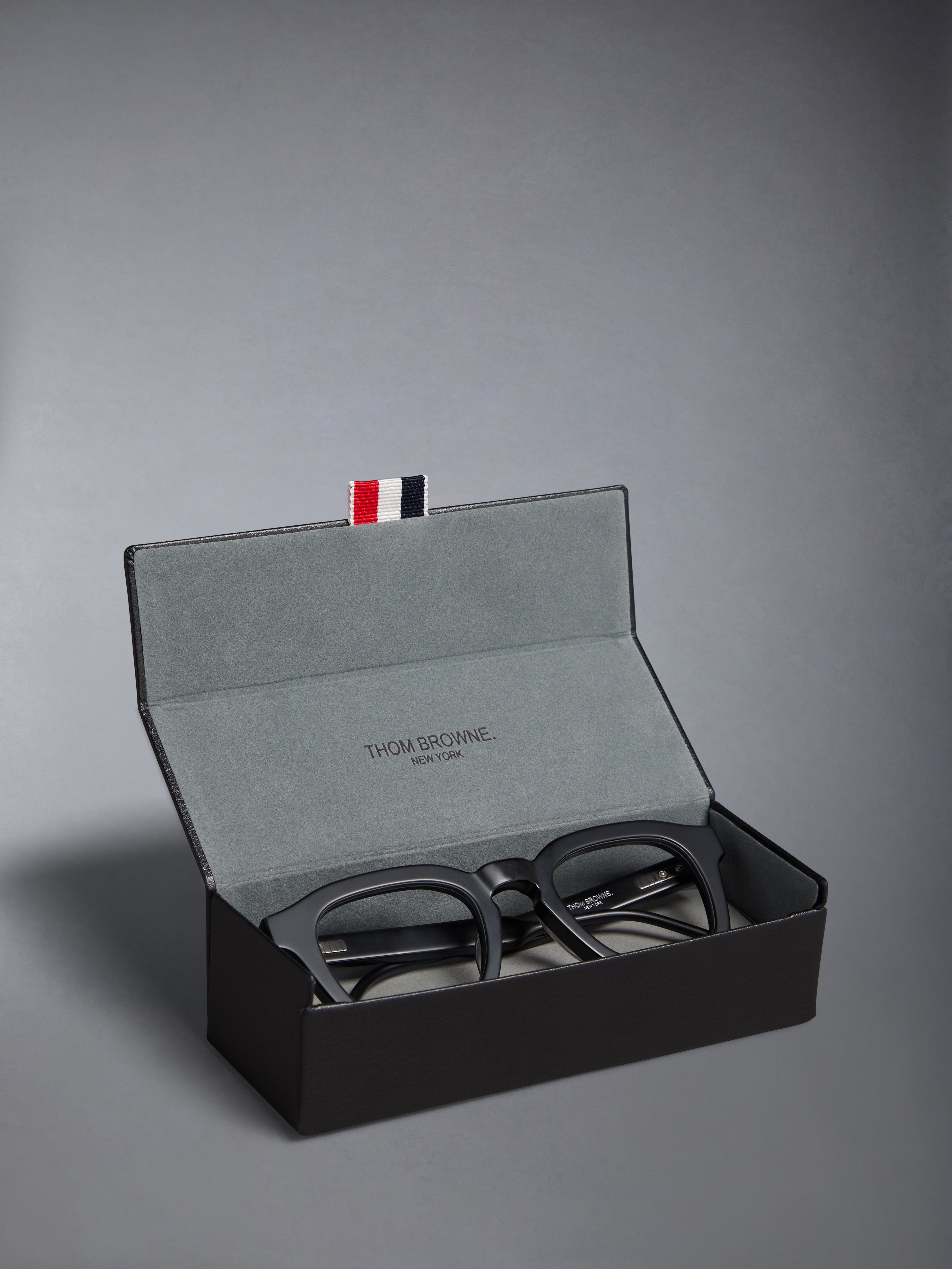 THOM BROWNE 眼鏡 ケース付き THOM BROWNE EYEWEAR CASE@THOM BROWNE