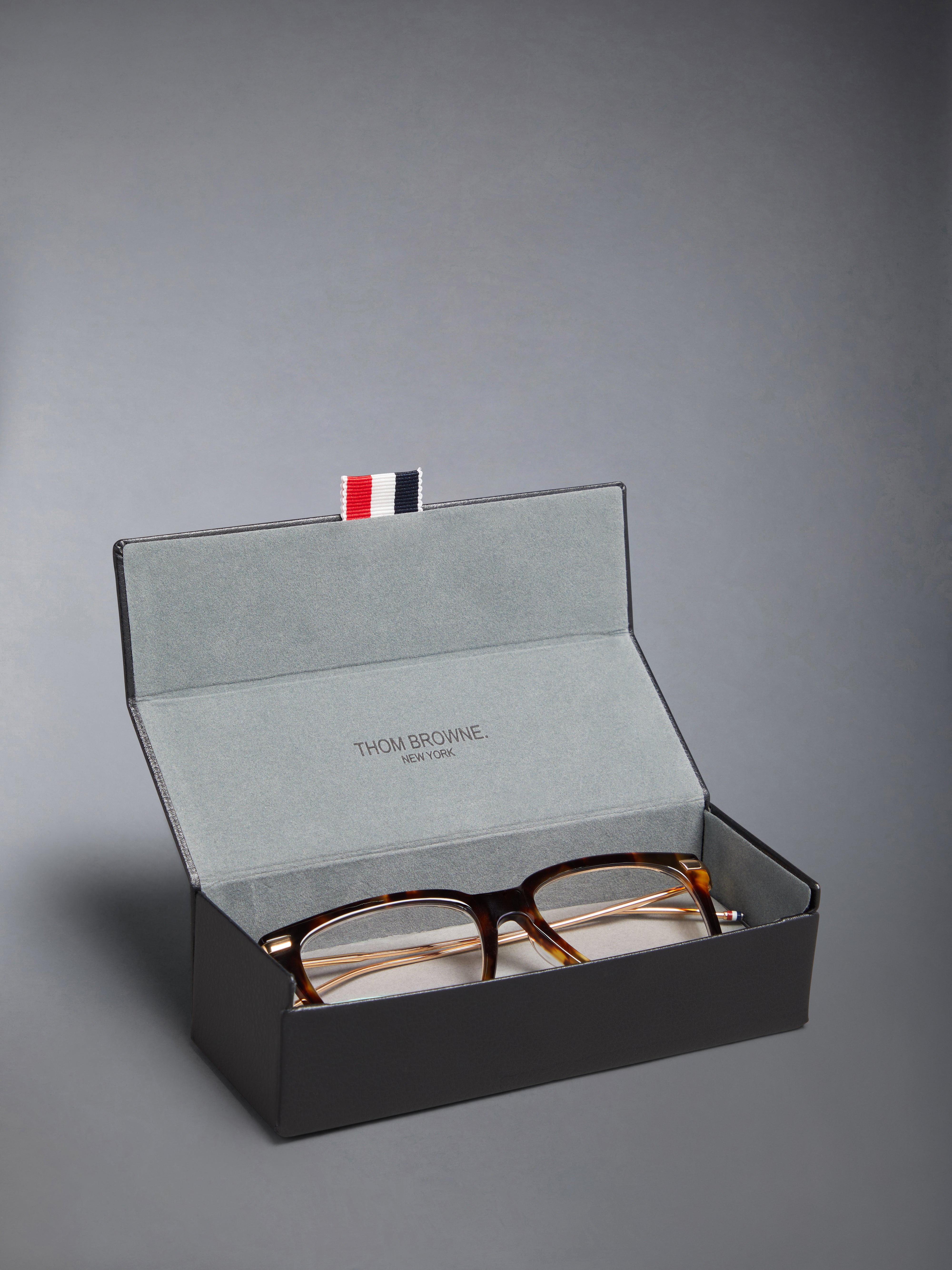 【送料&関税込】Thom Browne Ueo701a/g0003 Eyewear - Unisex Thom Browne Ueo701a G0003 - Black | Eyeglasses | Black Optical
