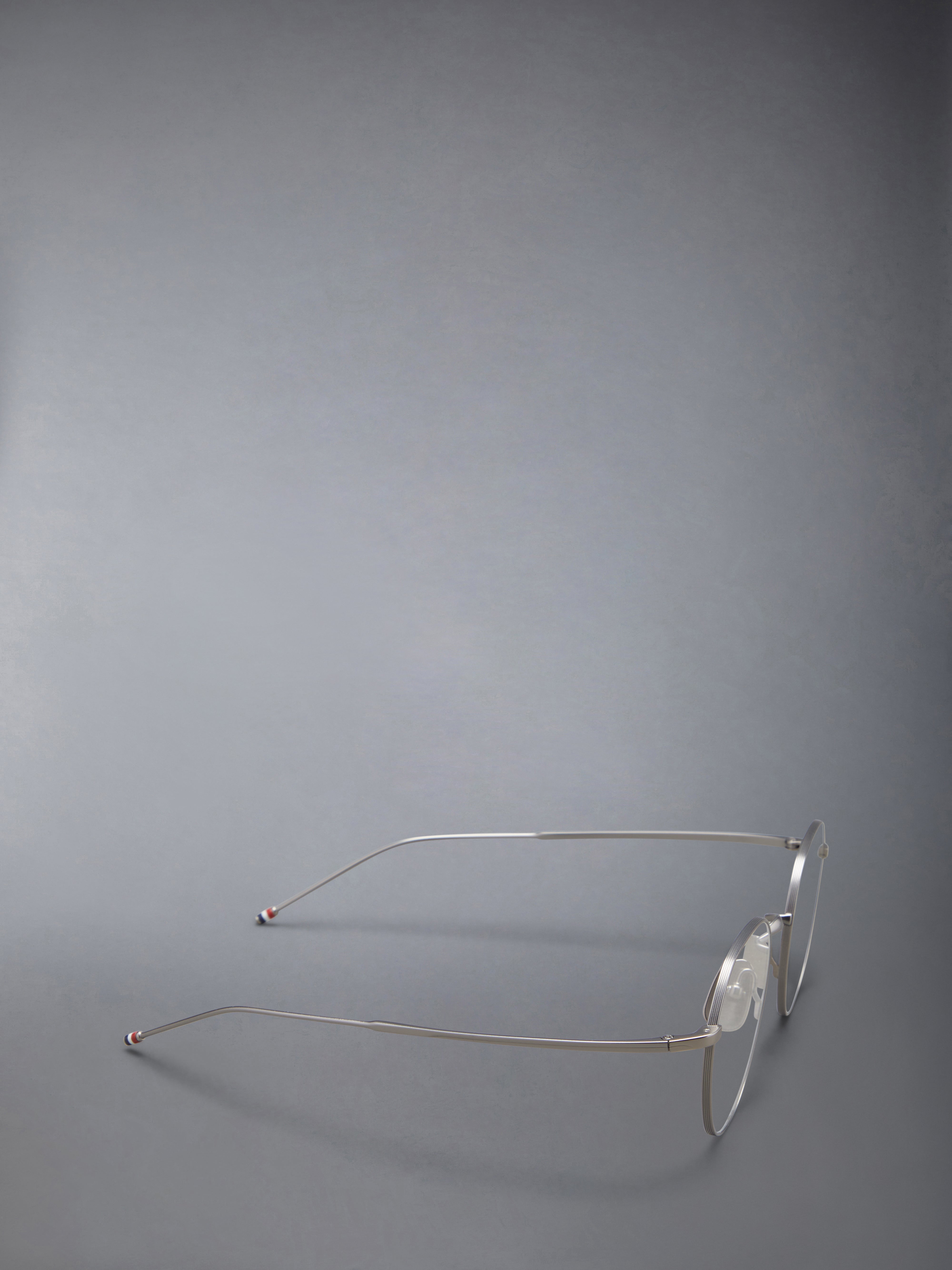 【送料&関税込】Thom Browne Ueo914a-g0001 Glasses - Unisex Titanium Round Eyeglasses | Thom Browne