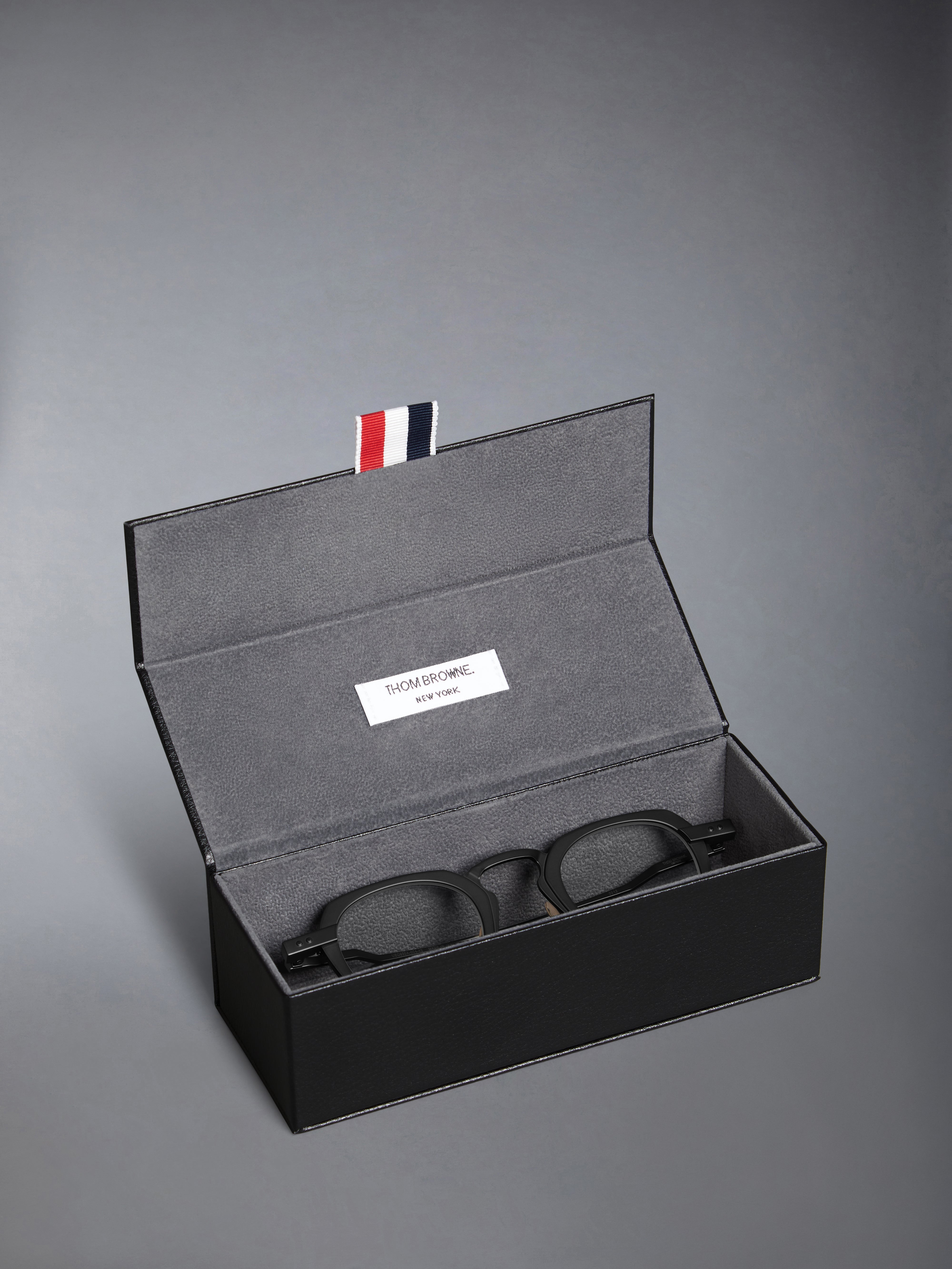 THOM BROWNE 眼鏡 ケース付き メガネ - ユニセックスのフレーム | Thom Browne