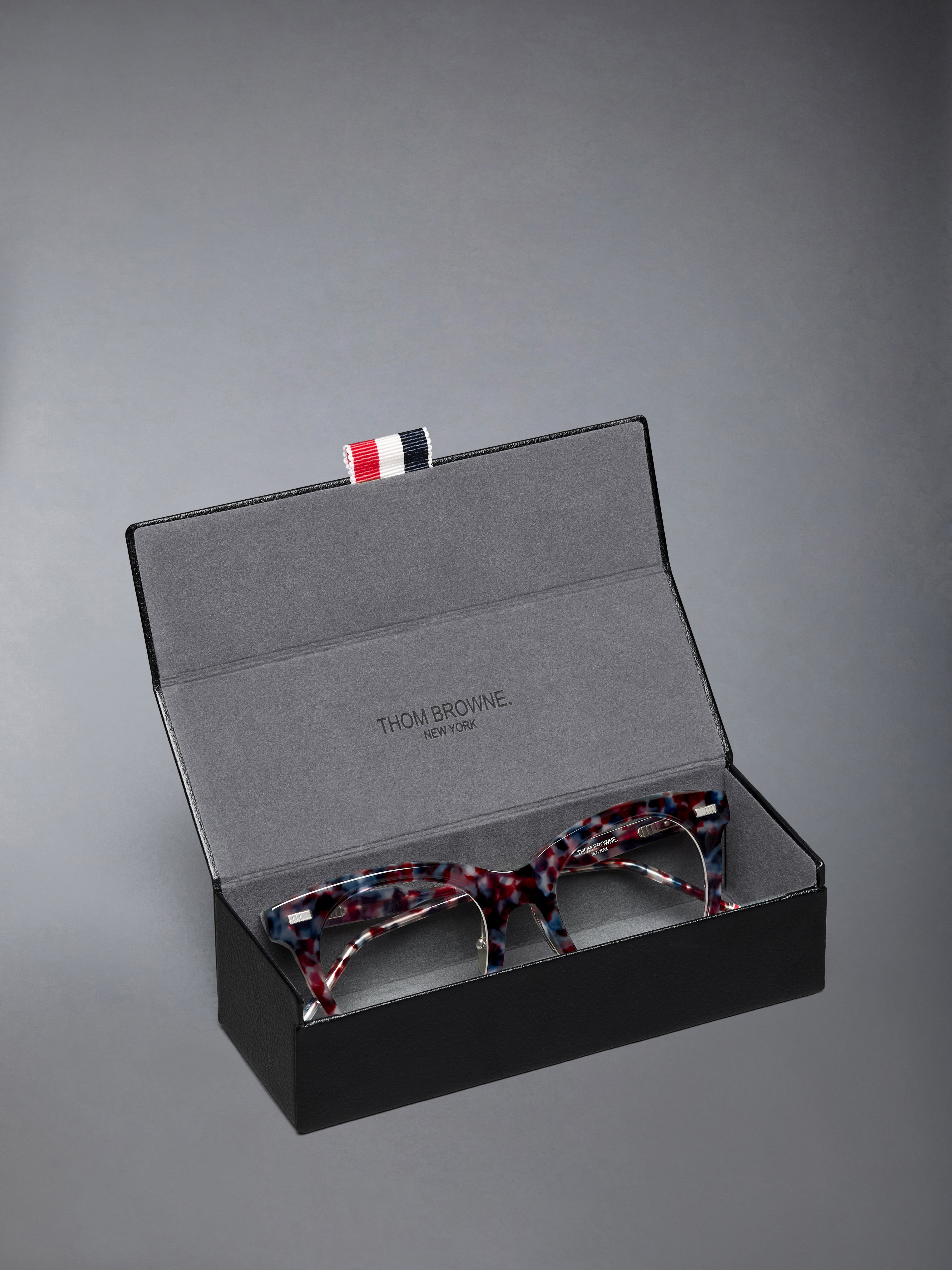 メガネ - ユニセックスのフレーム | Thom Browne