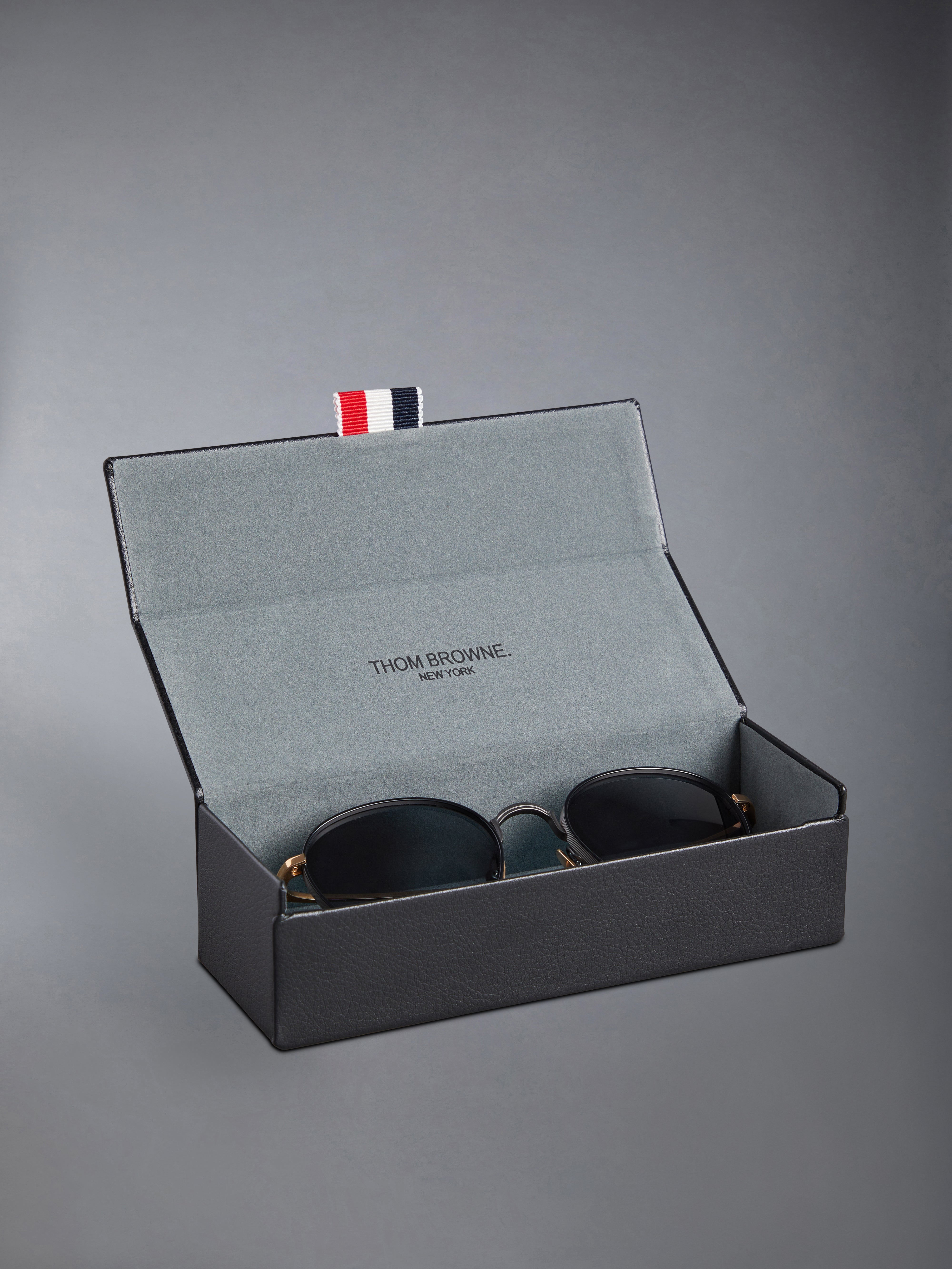 チタンラウンドサングラス | Thom Browne