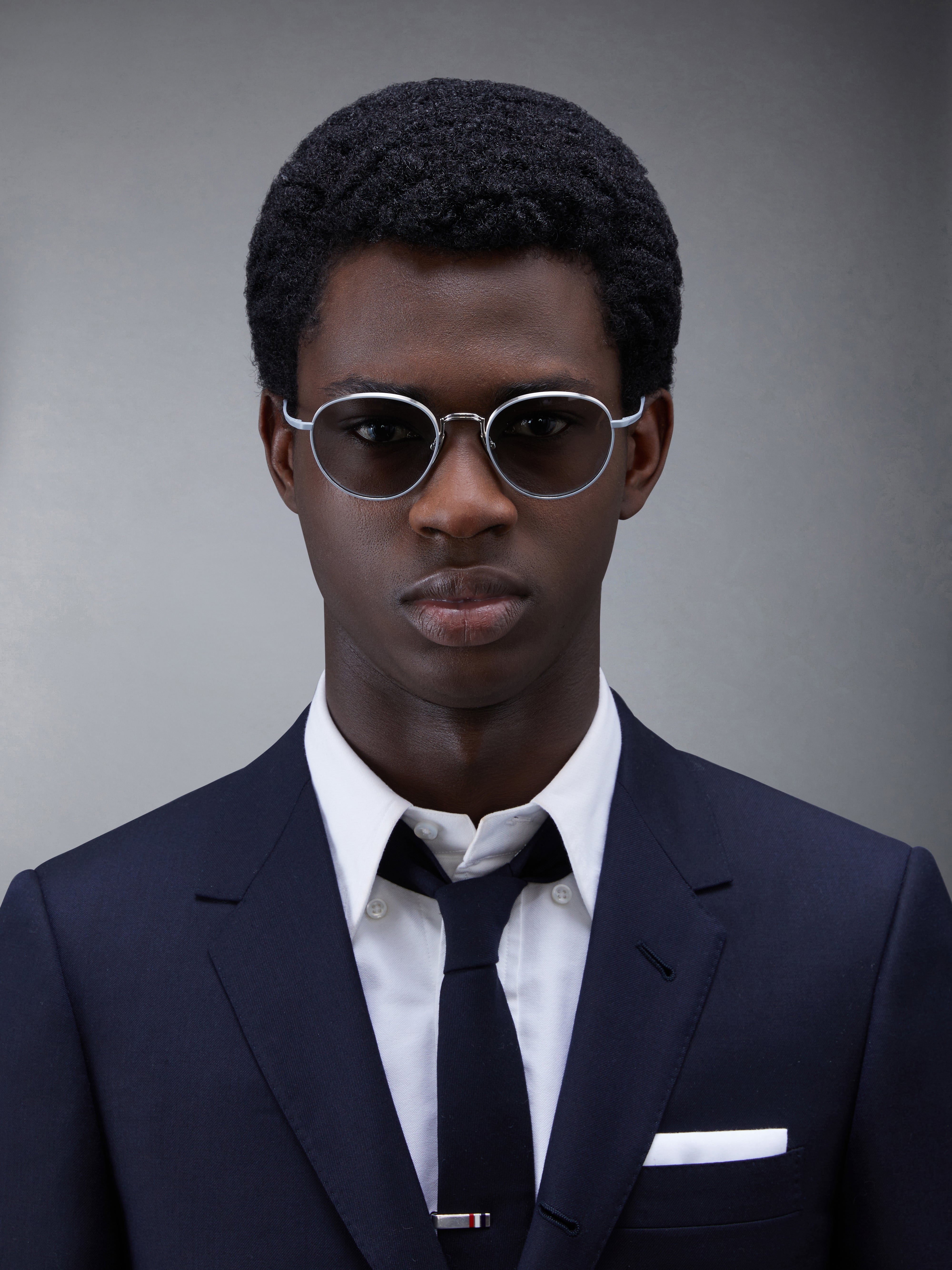 チタンラウンドサングラス | Thom Browne