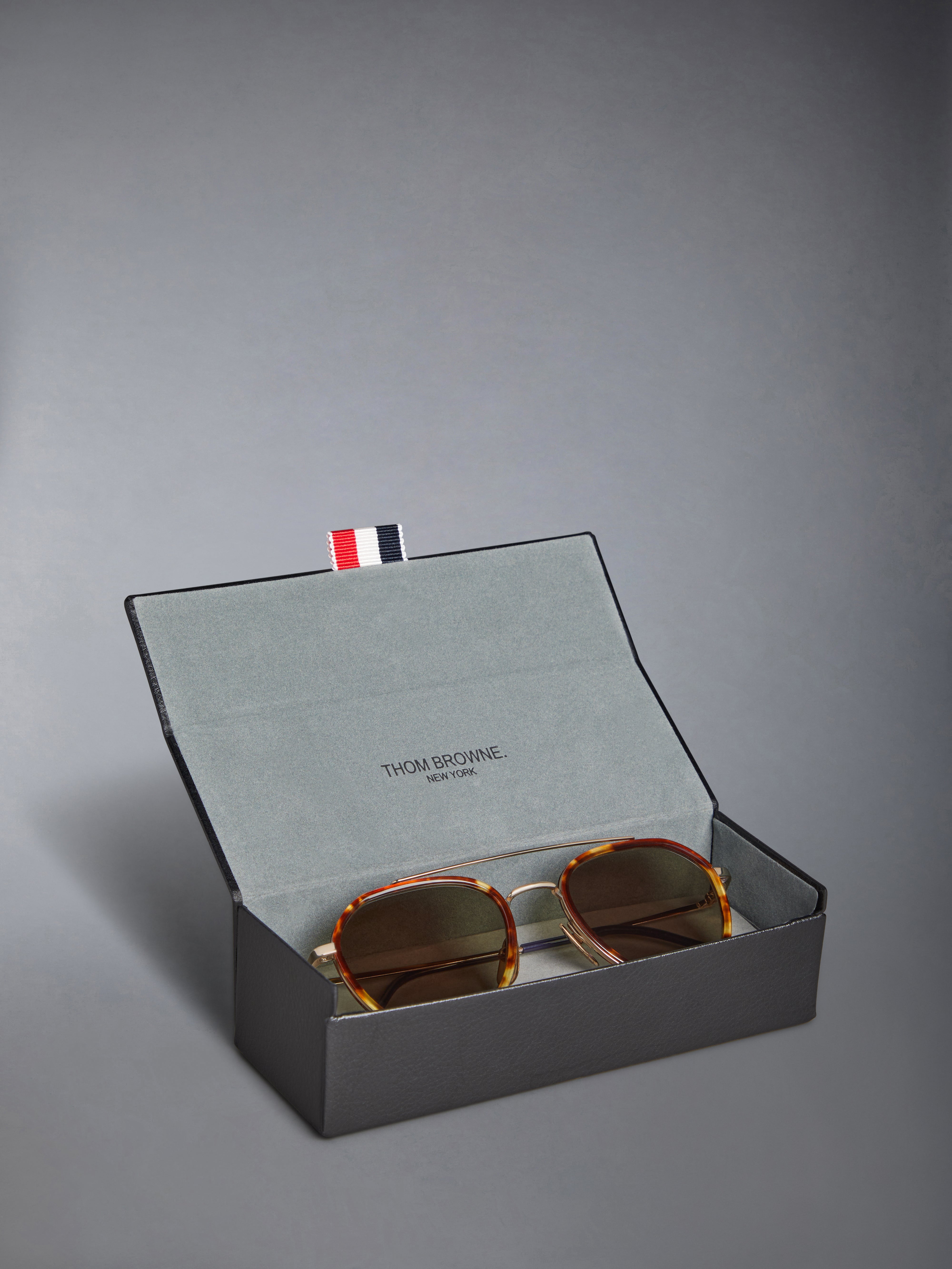 【送料&関税込】Thom Browne Ues801a-g0003-215-51 Sunglasses Acetate And Titanium Aviator Sunglasses | Thom Browne