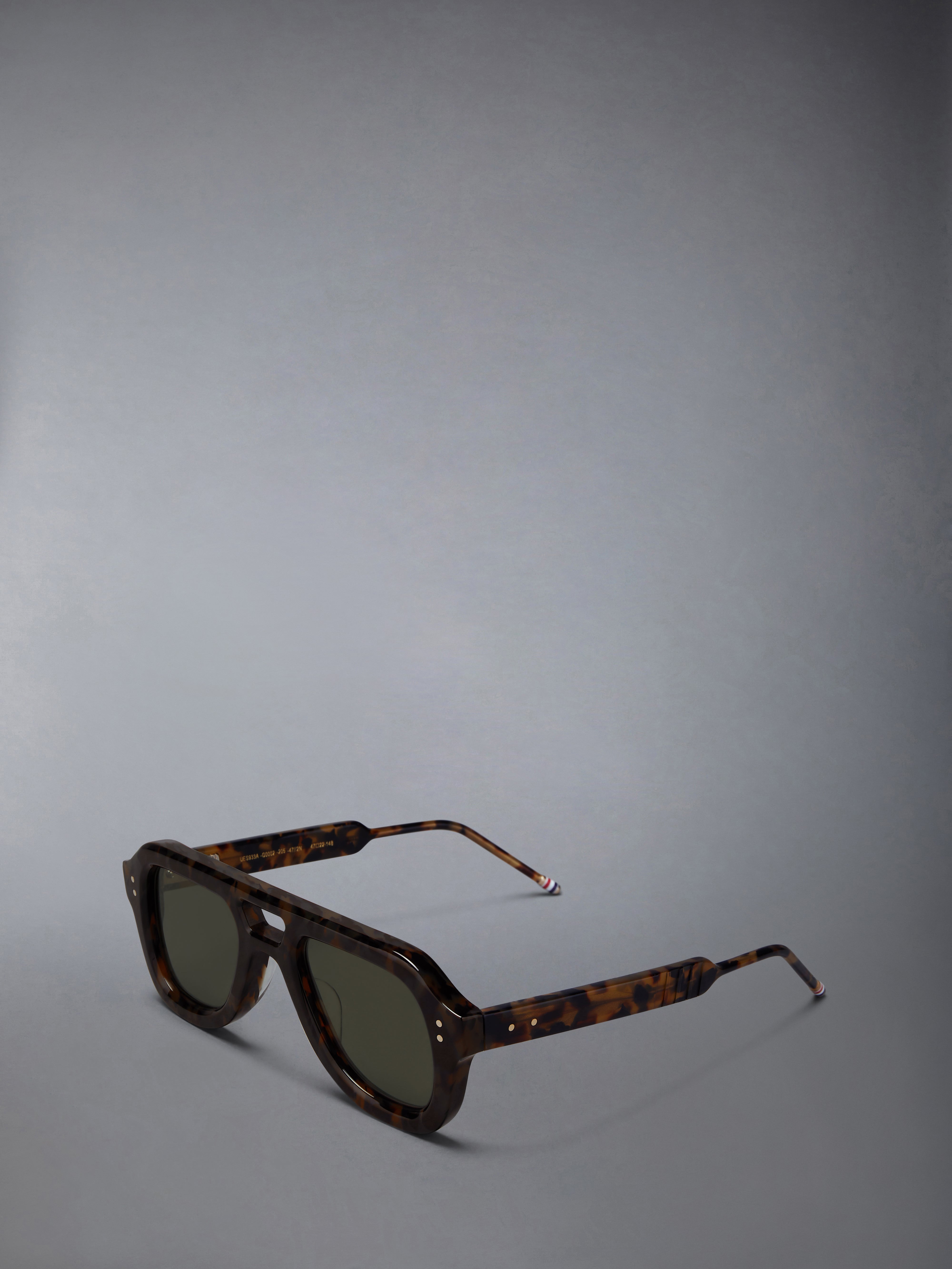【送料&関税込】Thom Browne UES933A/G0002 Sunglasses - Unise Acetate Aviator Sunglasses | Thom Browne