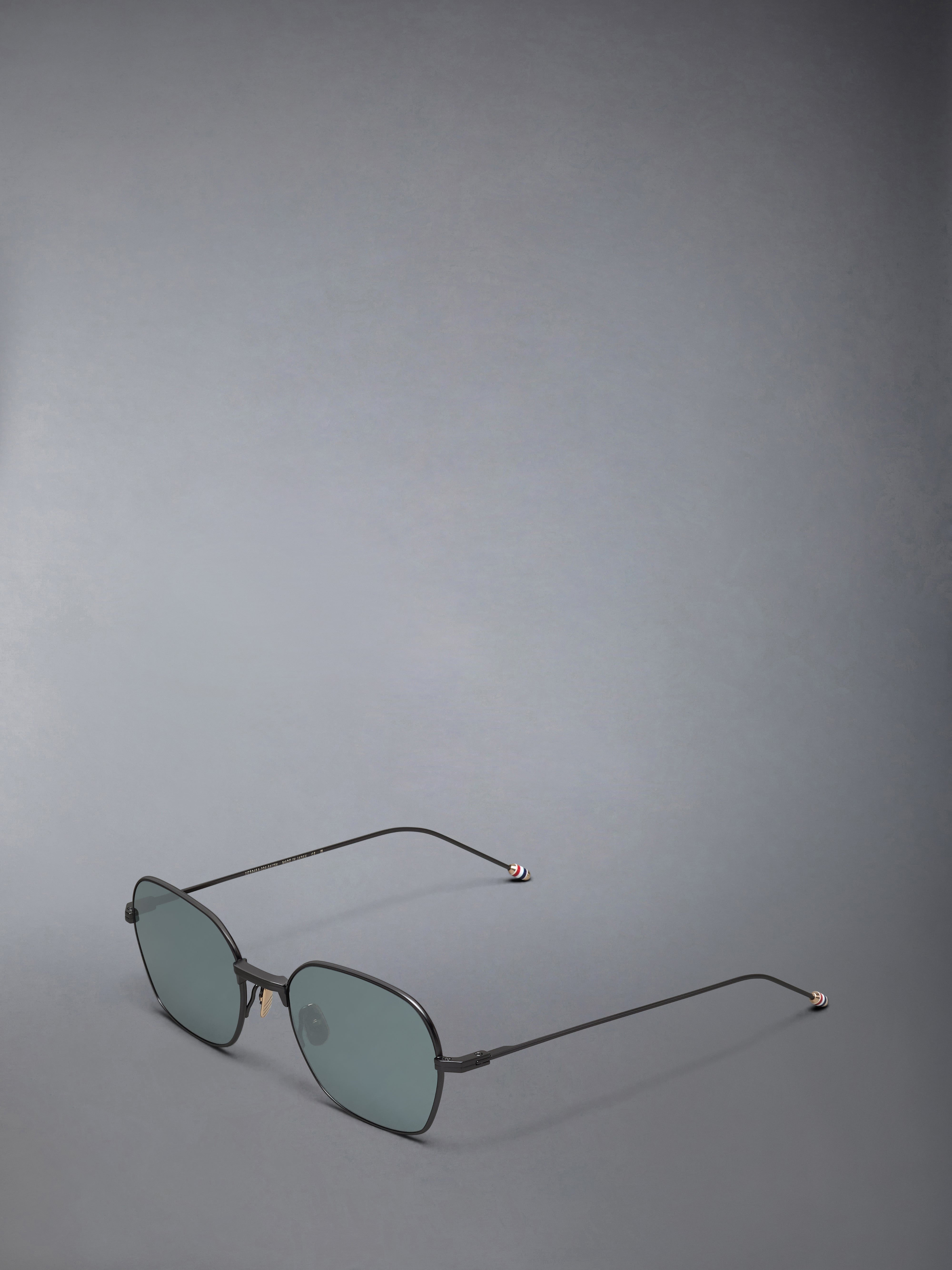 サングラス - ユニセックスのフレーム | Thom Browne