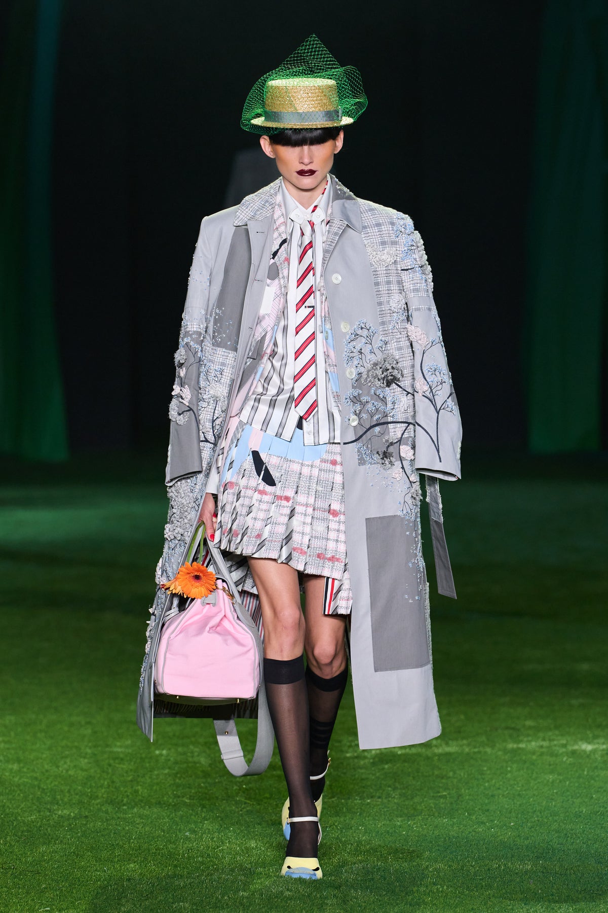 WOMENS SPRING 2027 RUNWAY - LOOK 15