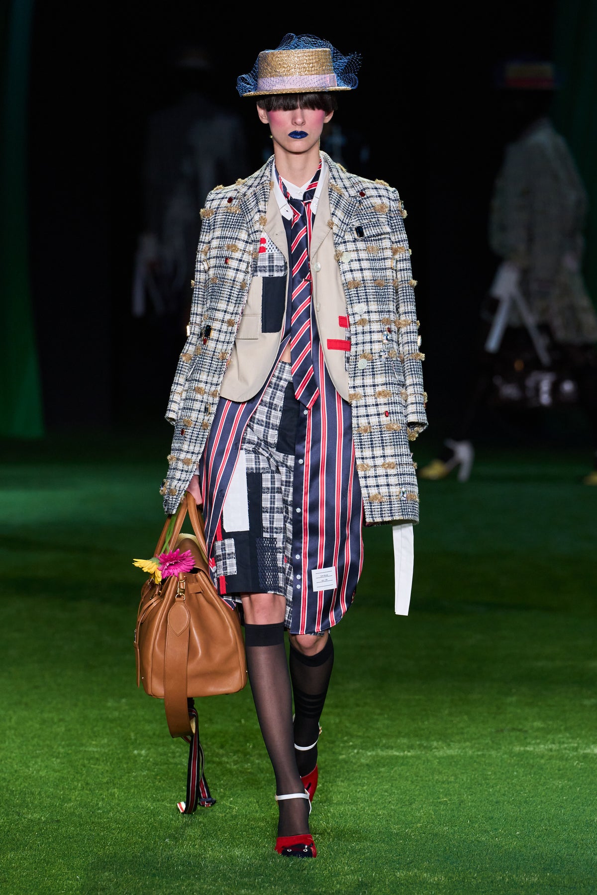 WOMENS SPRING 2027 RUNWAY - LOOK 25