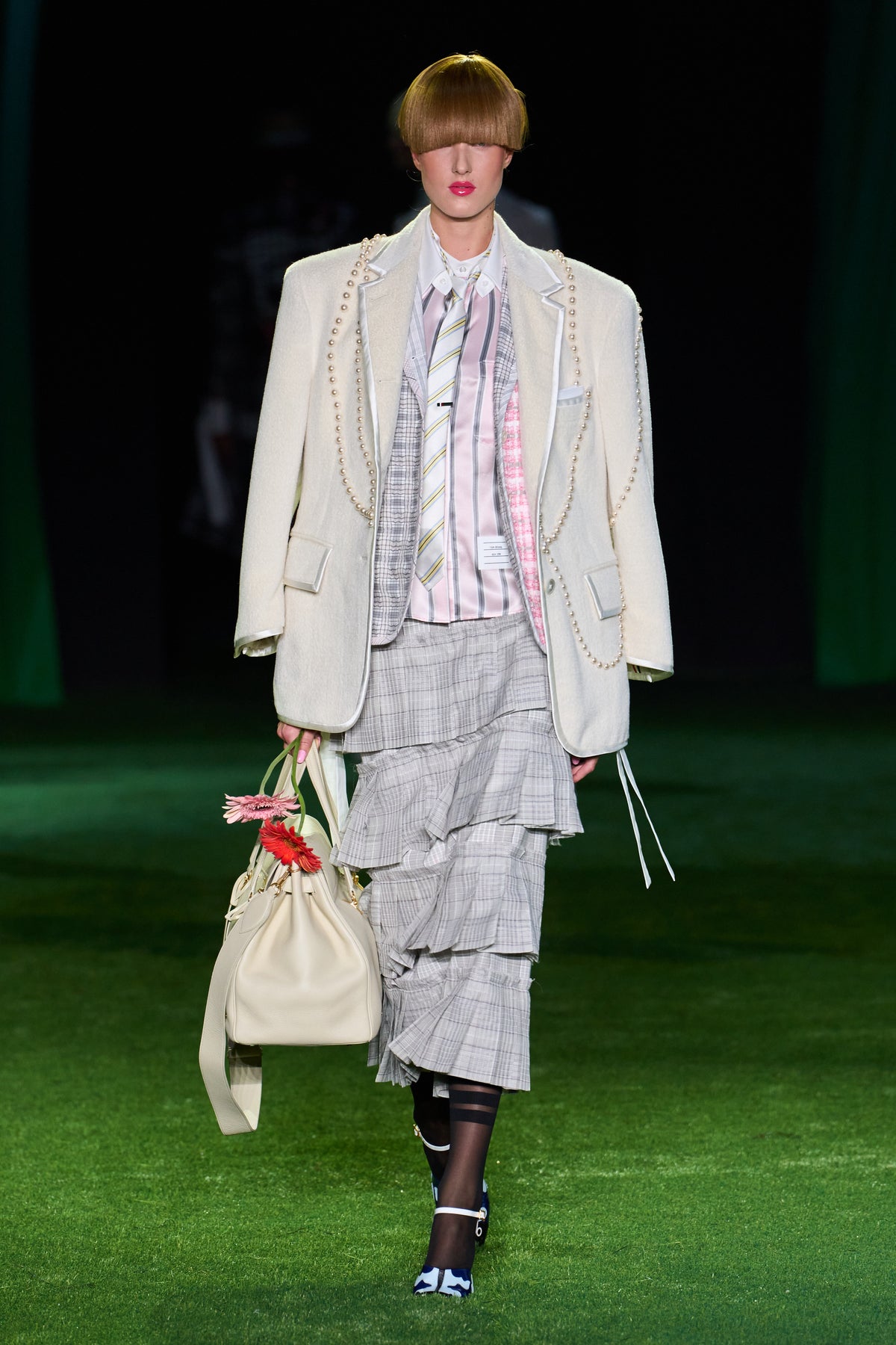 WOMENS SPRING 2027 RUNWAY - LOOK 39