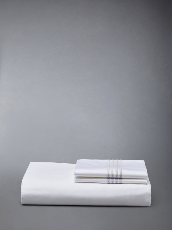 COTTON SATEEN 4-BAR FRETTE DUVET SET (QUEEN-US/CAD) - featured image