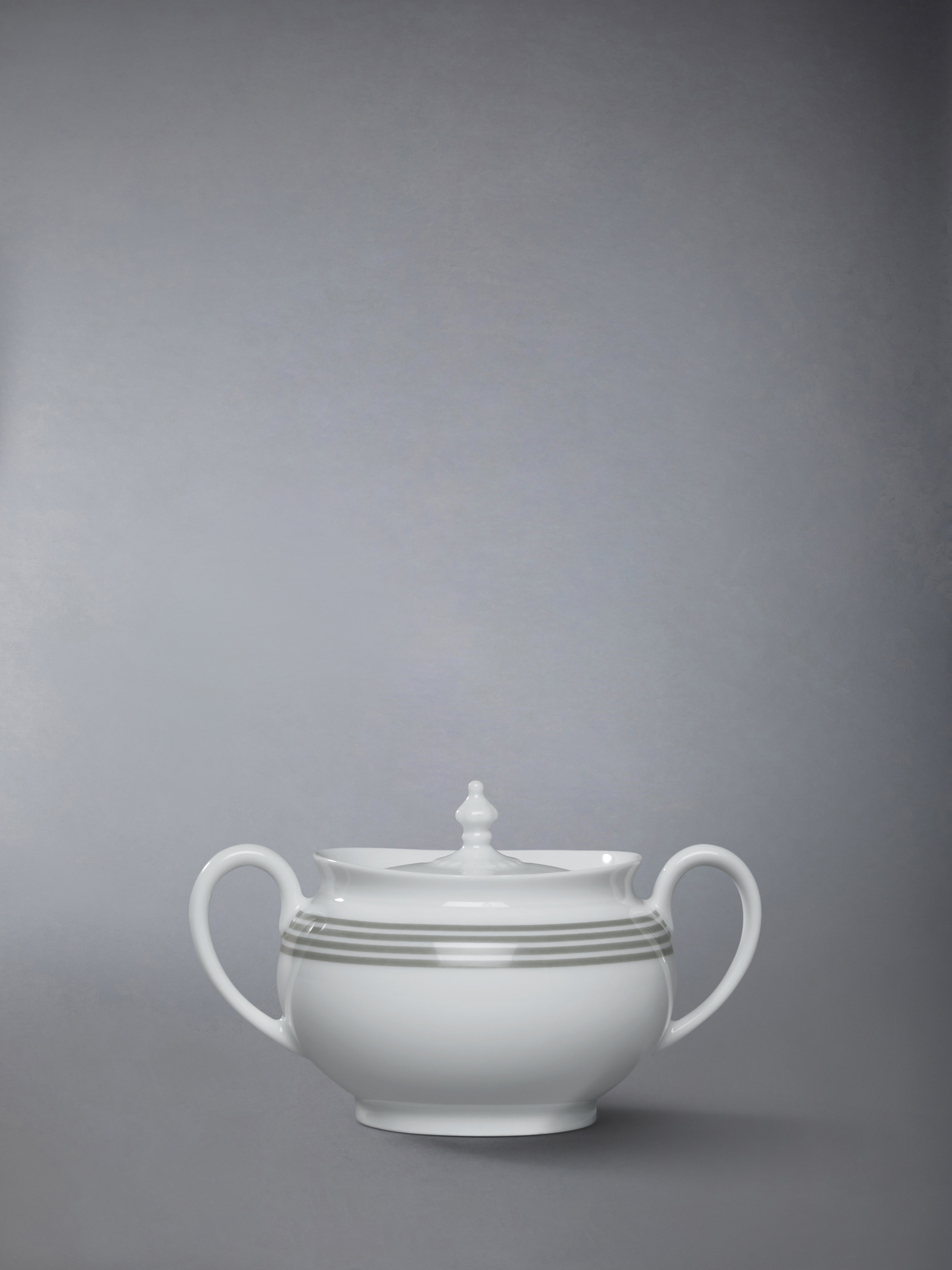 リモージュ磁器 4バー ハビランド ティータイムセット | Thom Browne