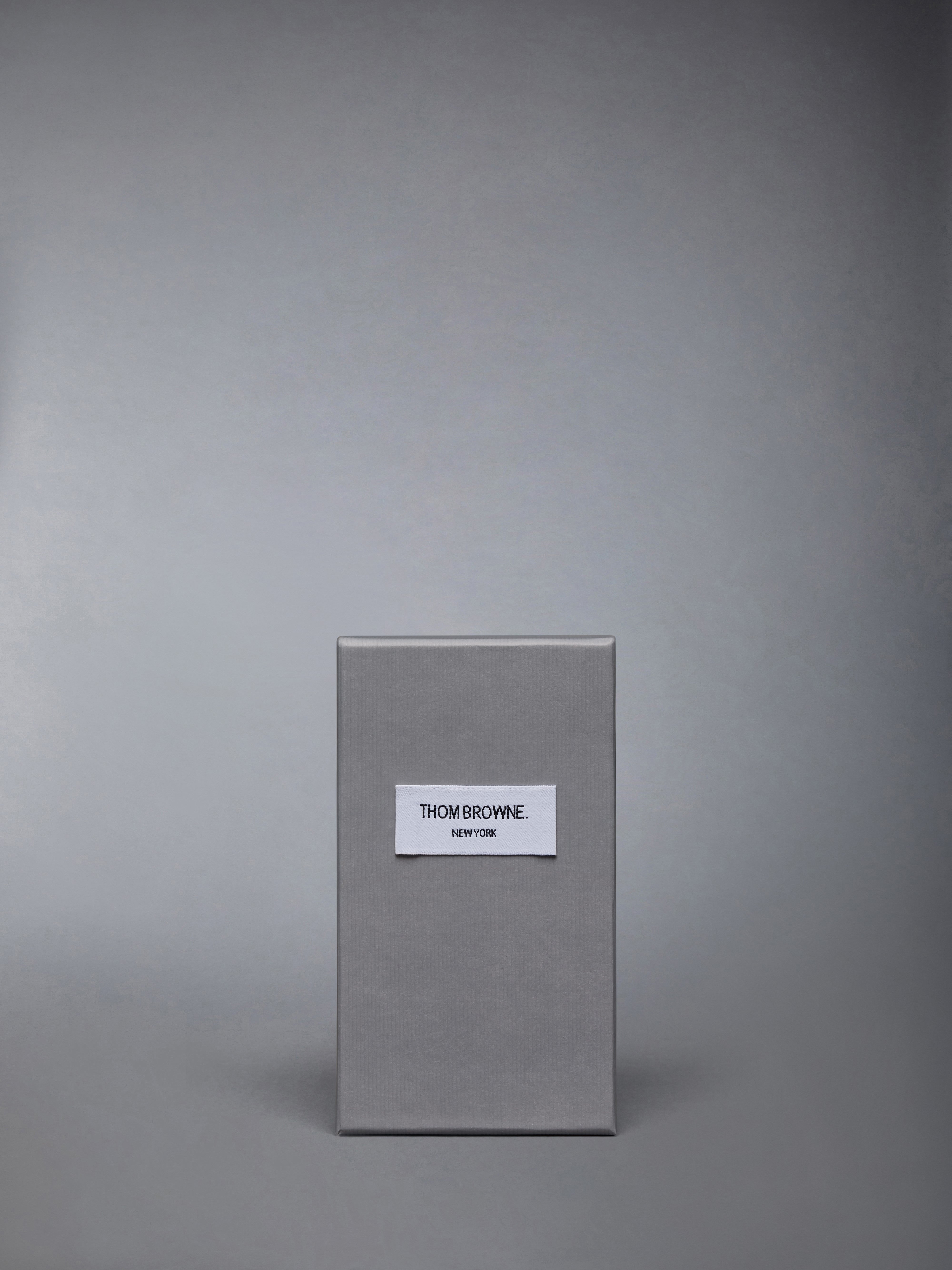 09.27.65.08 Vetiver & Violet Eau De Parfum 75Ml | Thom Browne