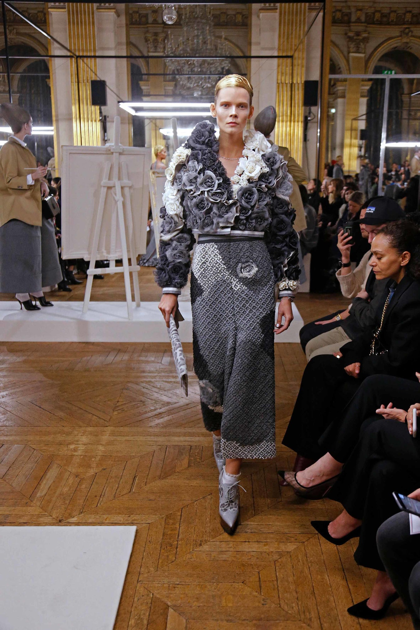 2018 가을 겨울 여성복 런웨이 - LOOK 14