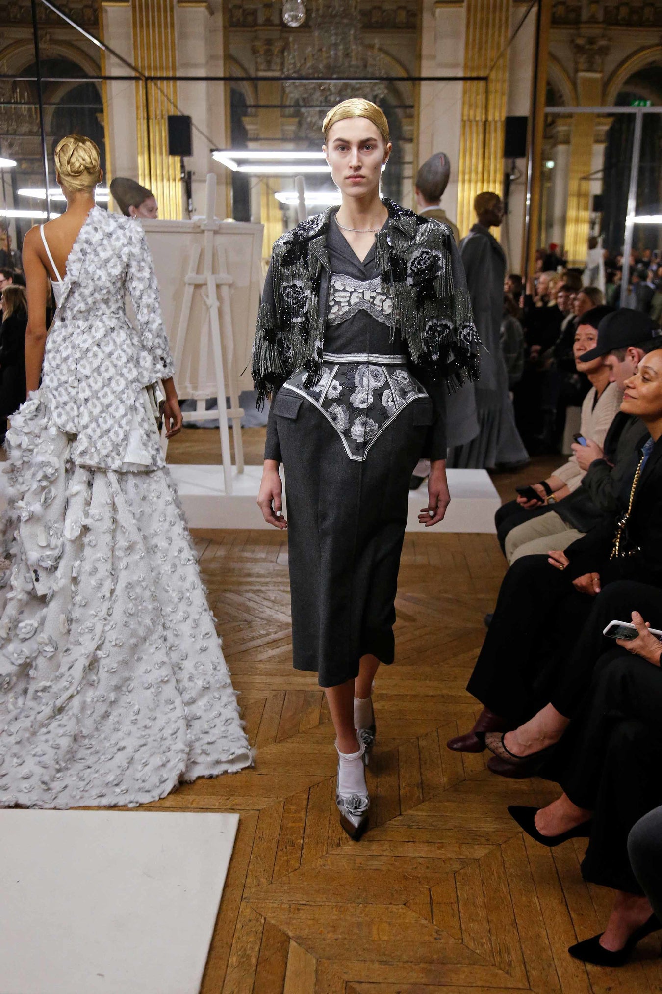 2018 가을 겨울 여성복 런웨이 - LOOK 22