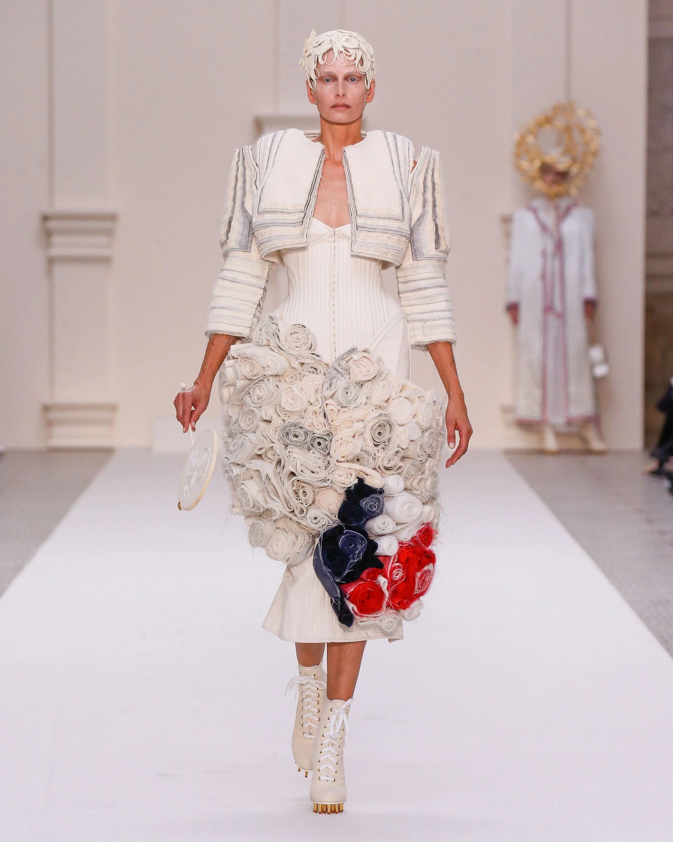 2024 꾸뛰르 - LOOK 43